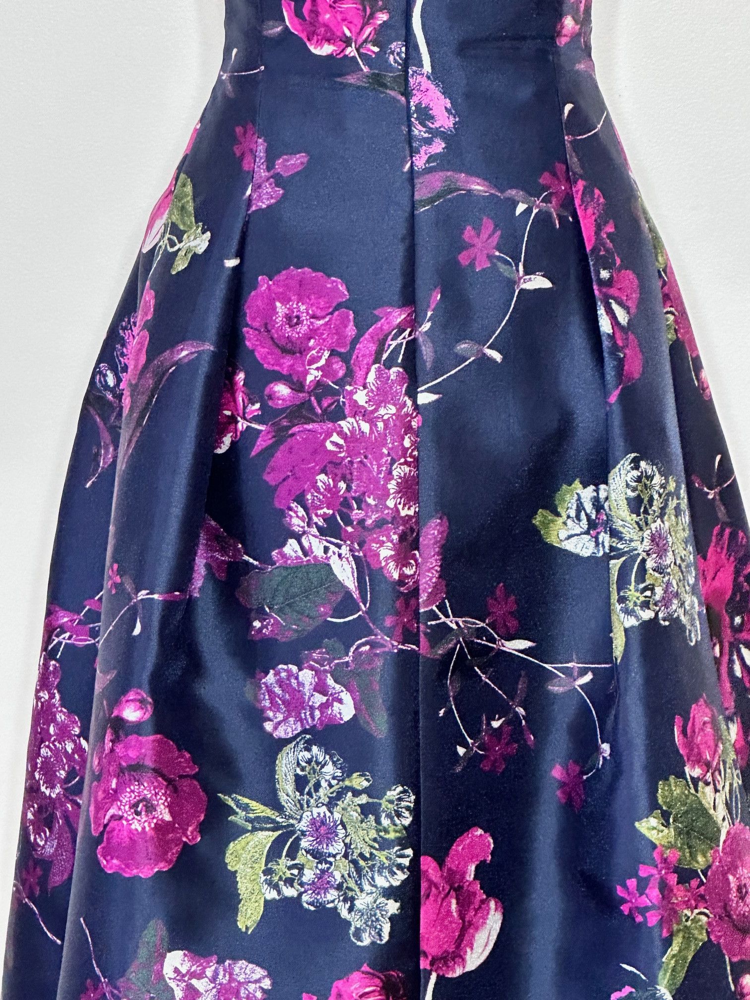 Elie Tahari Tahari by Arthur S. Levine Navy Floral Bell Dress Size S / US 4 / IT 40 - 5 Thumbnail