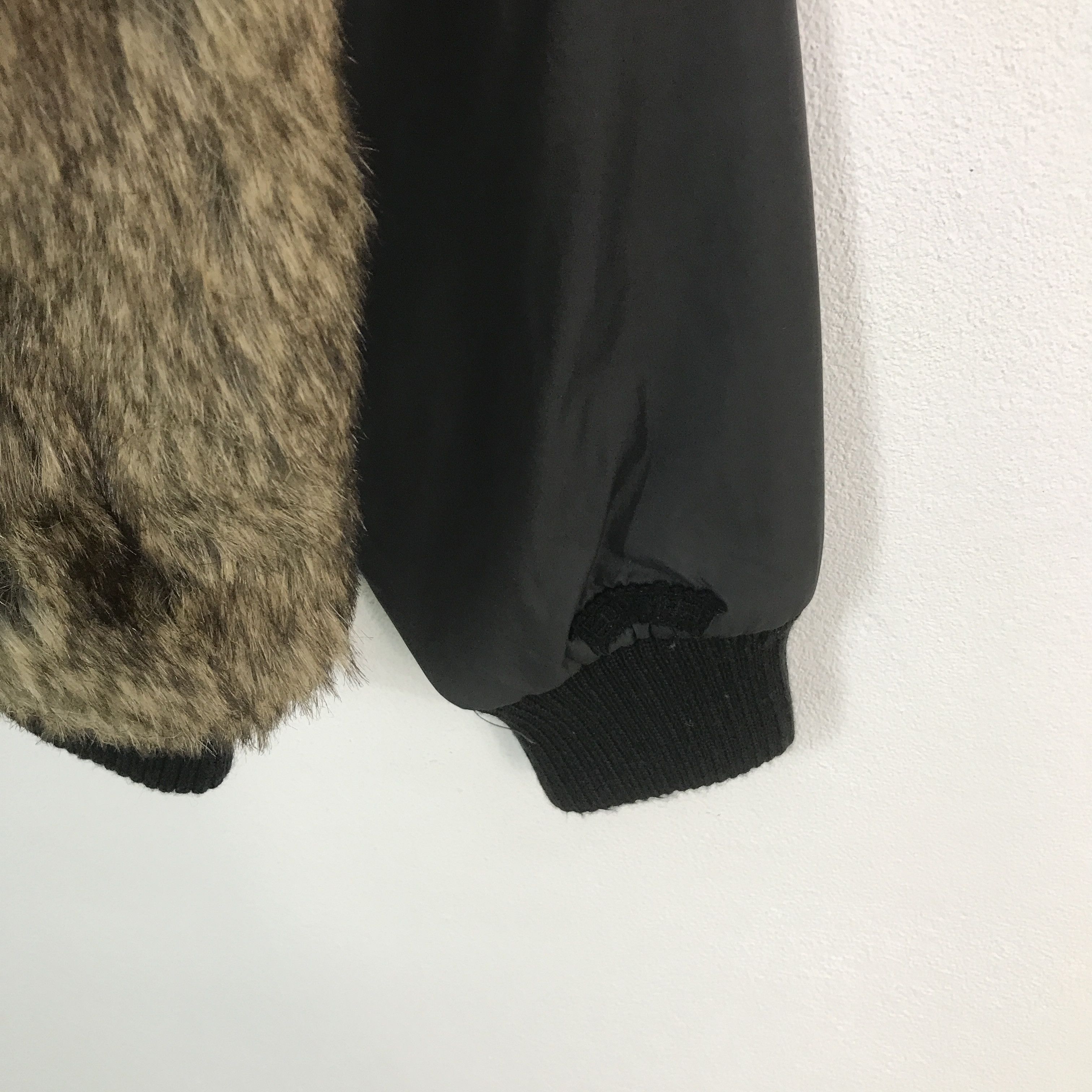 Diesel Vintage Diesel Fur Design jacket Winter style Size US XS / EU 42 / 0 - 6 Thumbnail