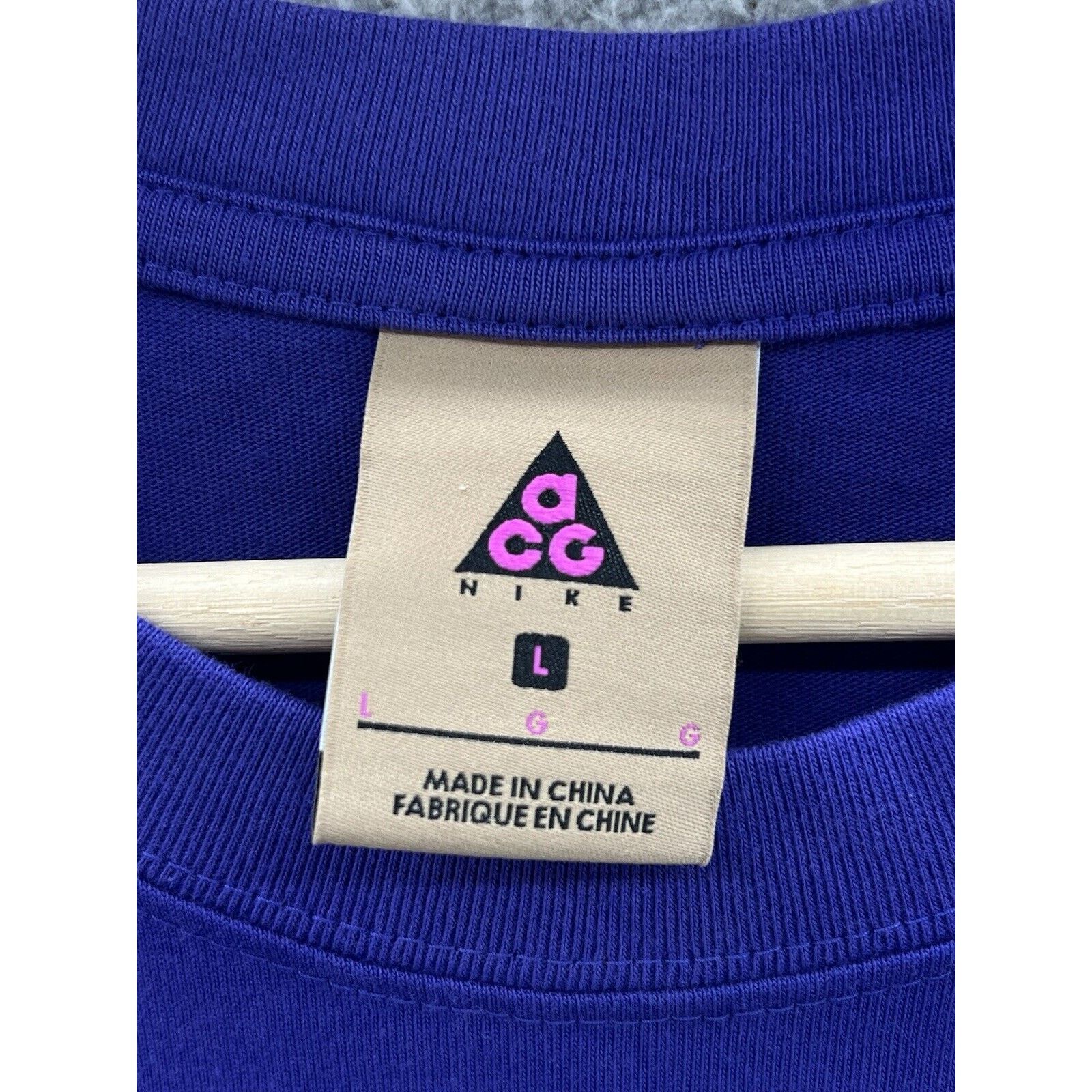 Nike ACG Logo Casual Violet Short Sleeve T-Shirt BQ7343-470 Size US L / EU 52-54 / 3 - 3 Thumbnail