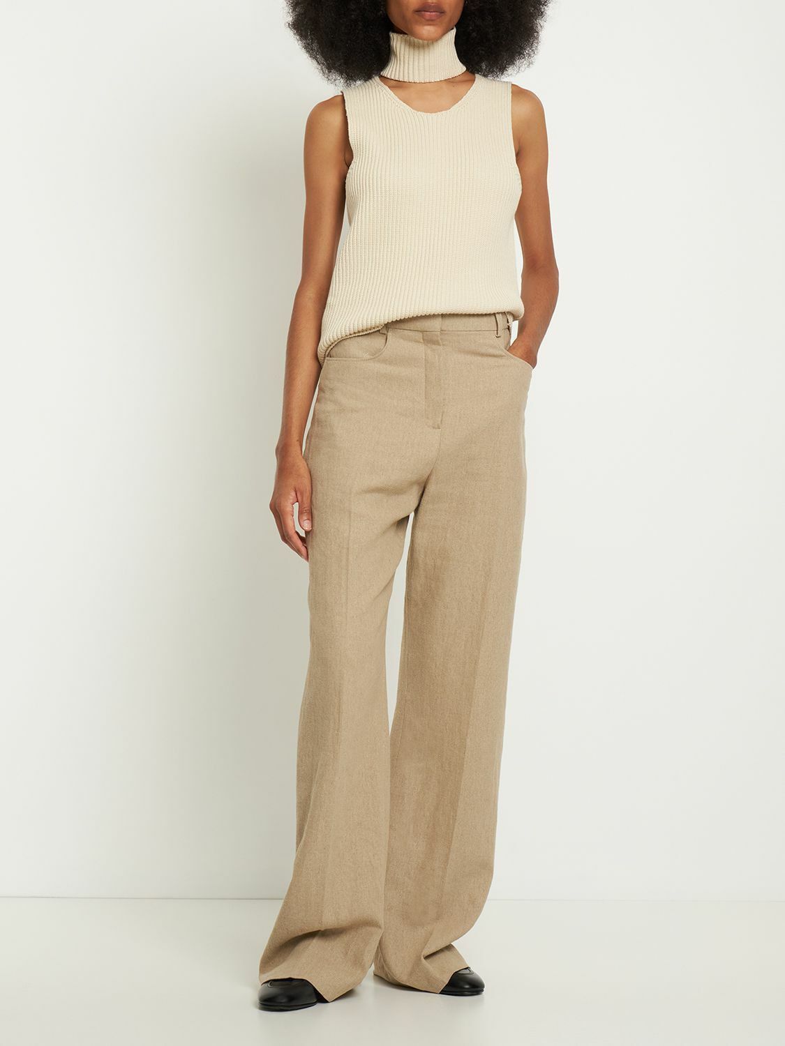 Jil Sander o1y1025 Turtleneck Blouse in Cream Size XS / US 0-2 / IT 36-38 - 4 Thumbnail