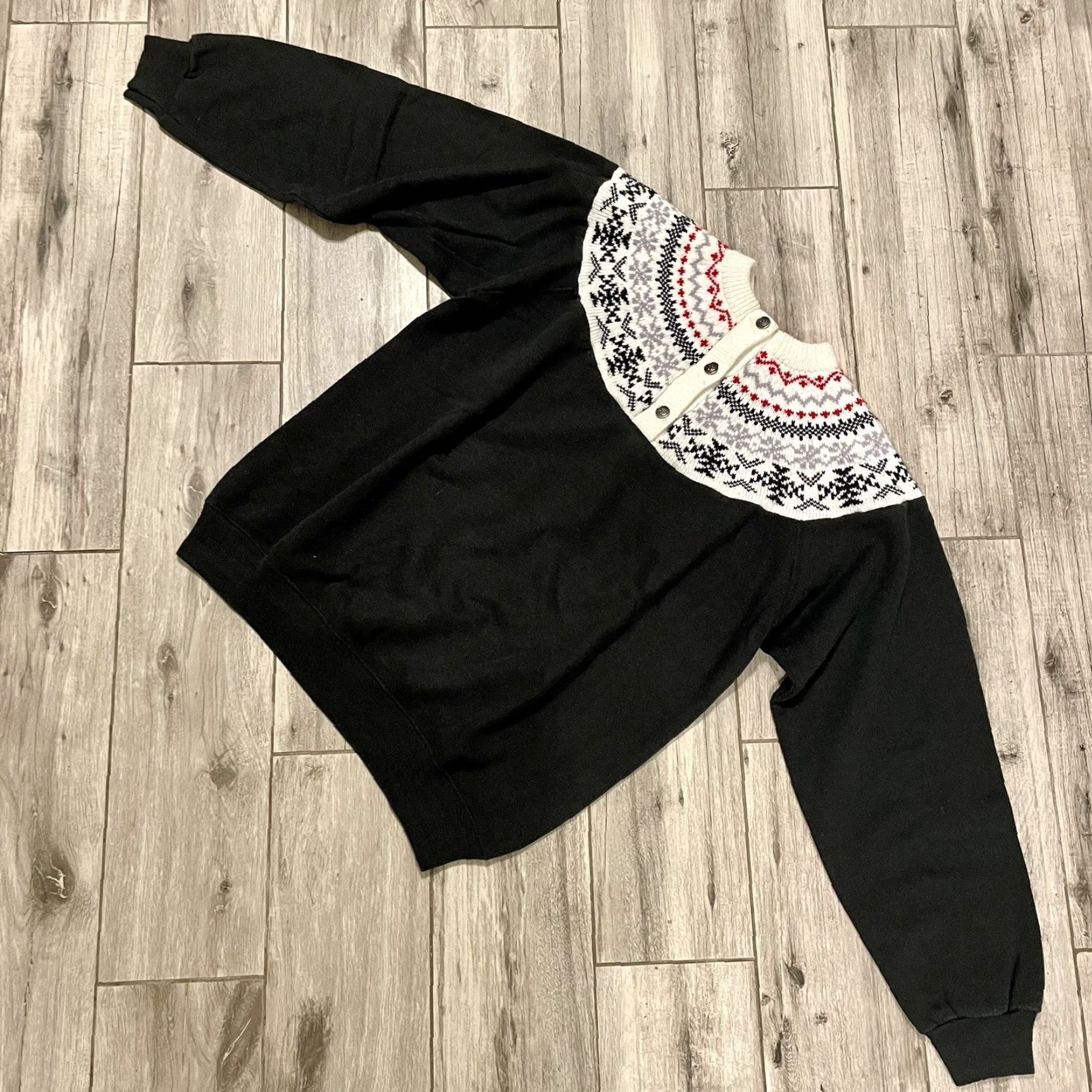 Hanes VINTAGE Hanes Sweatshirt Knitted Snow Print Black L Crew Neck Patchwork Glove? Size US L / EU 52-54 / 3 - 2 Thumbnail