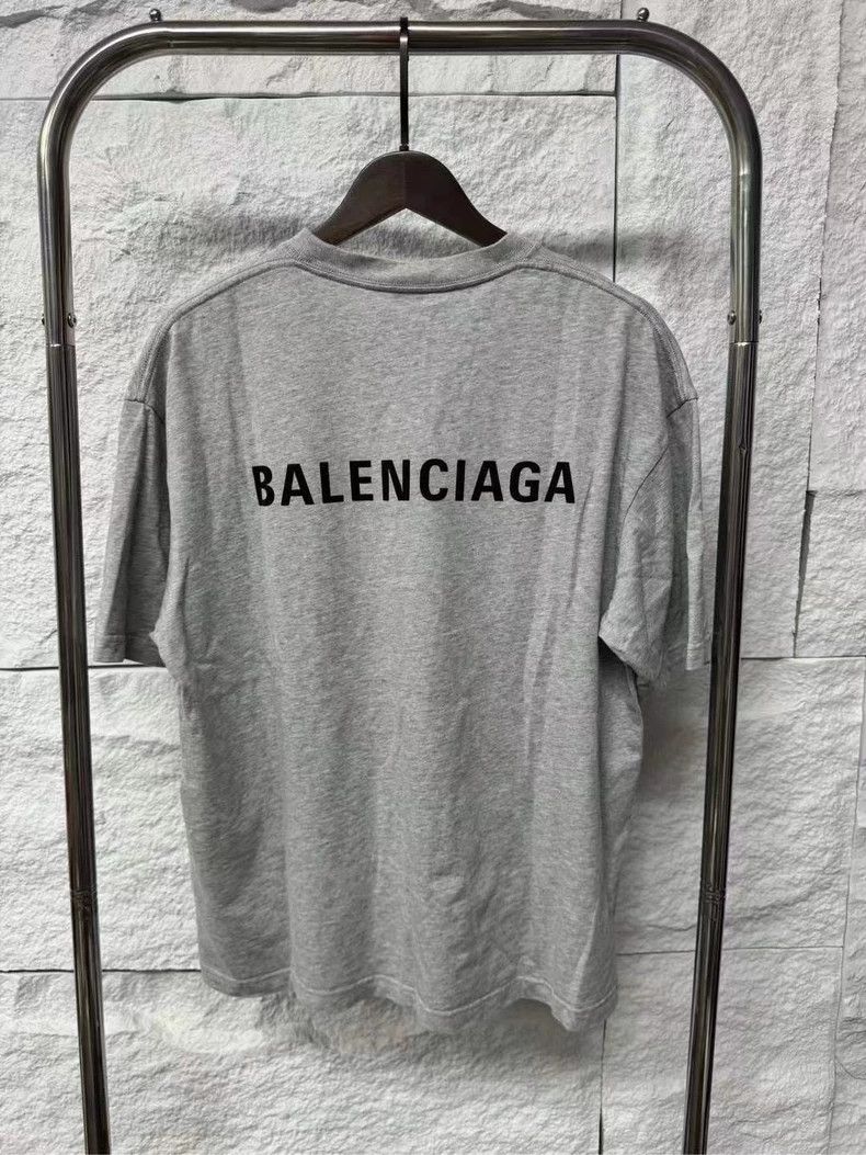 Balenciaga Balenciaga Grey front and back logo short sleeve Size US S / EU 44-46 / 1 - 2 Thumbnail