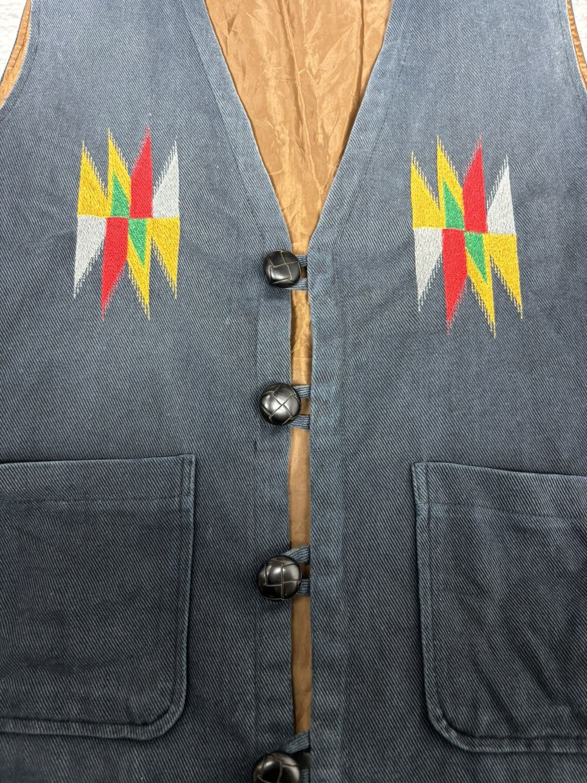 Native Cubic Measure Najavo Vest. J0152 Size US M / EU 48-50 / 2 - 3 Thumbnail