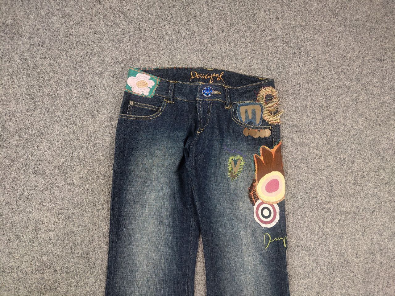 Hysteric Glamour Desigual Vintage Y2K Style Low-rise jeans embroidered logo Size 30" / US 8 / IT 44 - 5 Thumbnail