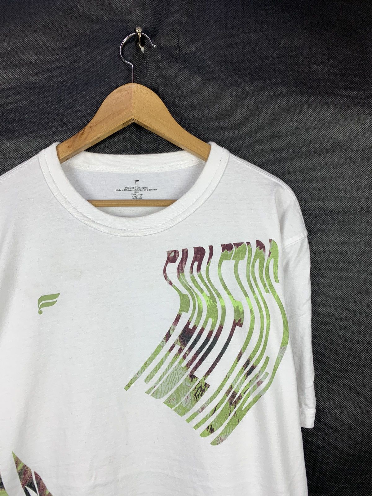 Fabletics Steals! Fabletics Script Tee All Over Print Streetwear Size US XL / EU 56 / 4 - 3 Thumbnail