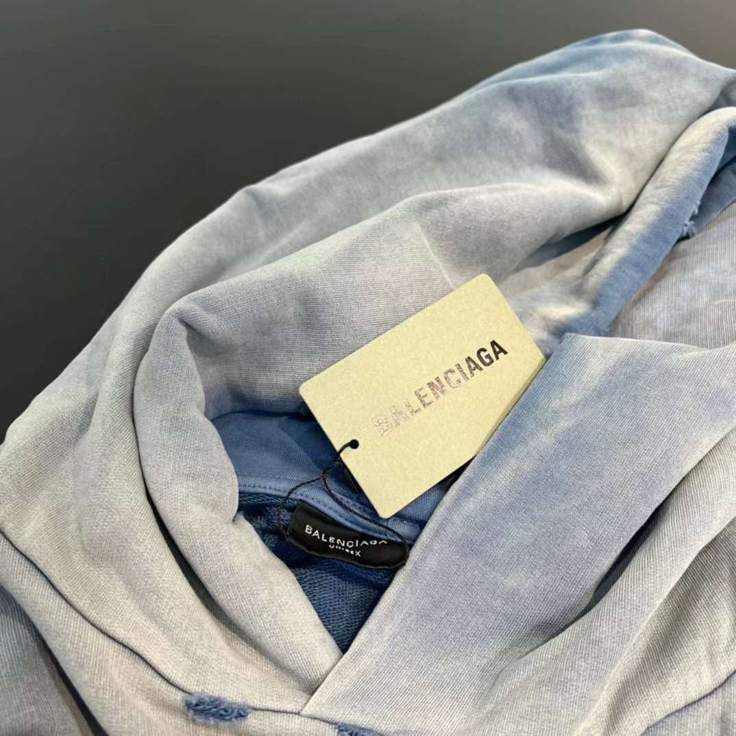 Balenciaga o1la1rc1a1224 Be Kind Round Hoodie in Blue/White Size US S / EU 44-46 / 1 - 6 Thumbnail