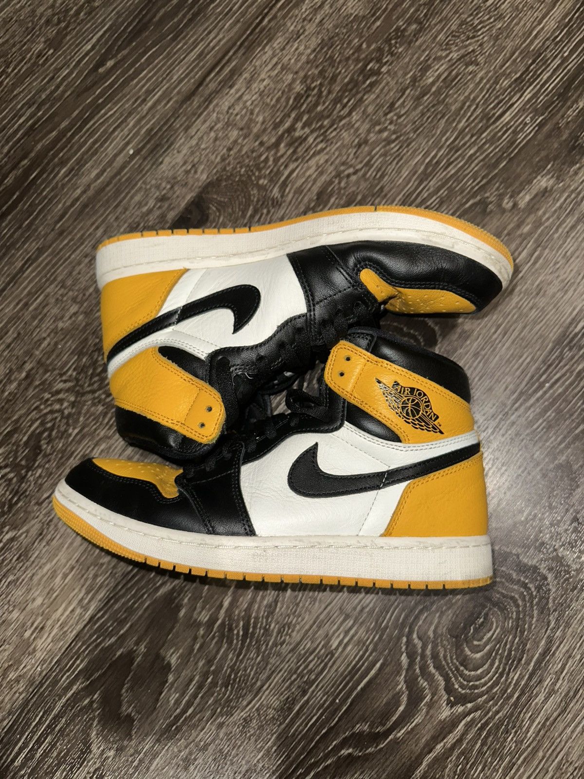 Jordan Brand × Nike Air Jordan 1 OG Taxi Size US 9 / EU 42 - 1 Thumbnail