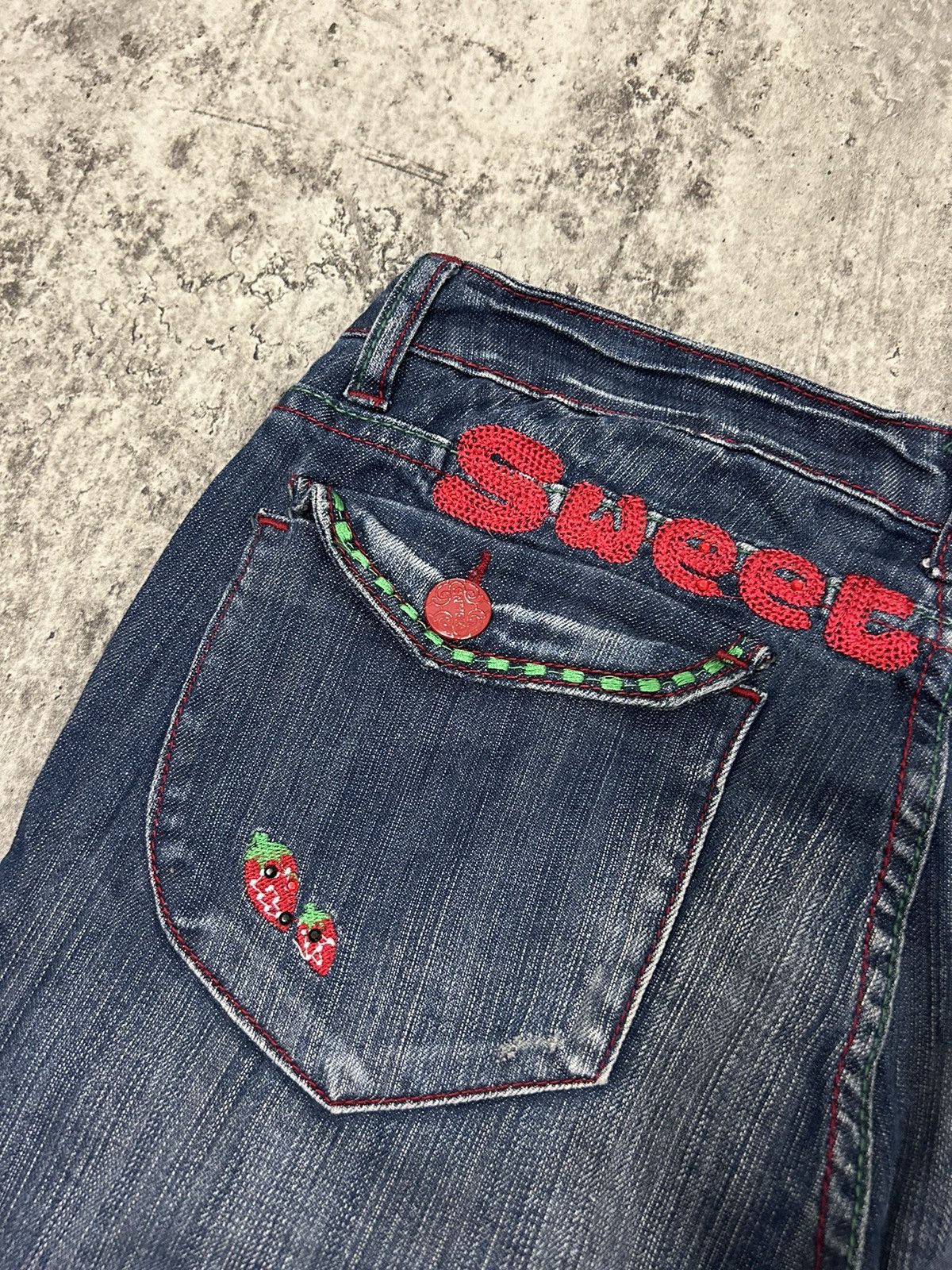 If Six Was Nine × Japanese Brand × Tornado Mart Ado Sweet Strobery Distressed Bootcut Jeans Size US 32 / EU 48 - 9 Thumbnail