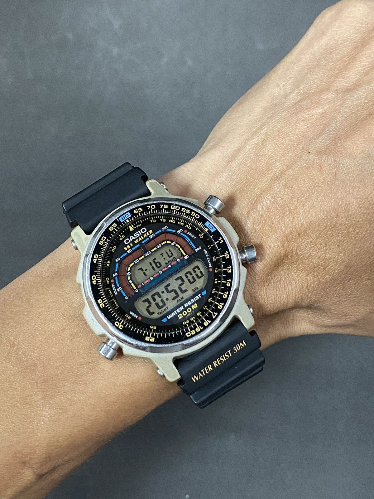 Vintage Rare Vintage CASIO DW 4000 SKY WALKER Digital Men s Watch. Grailed