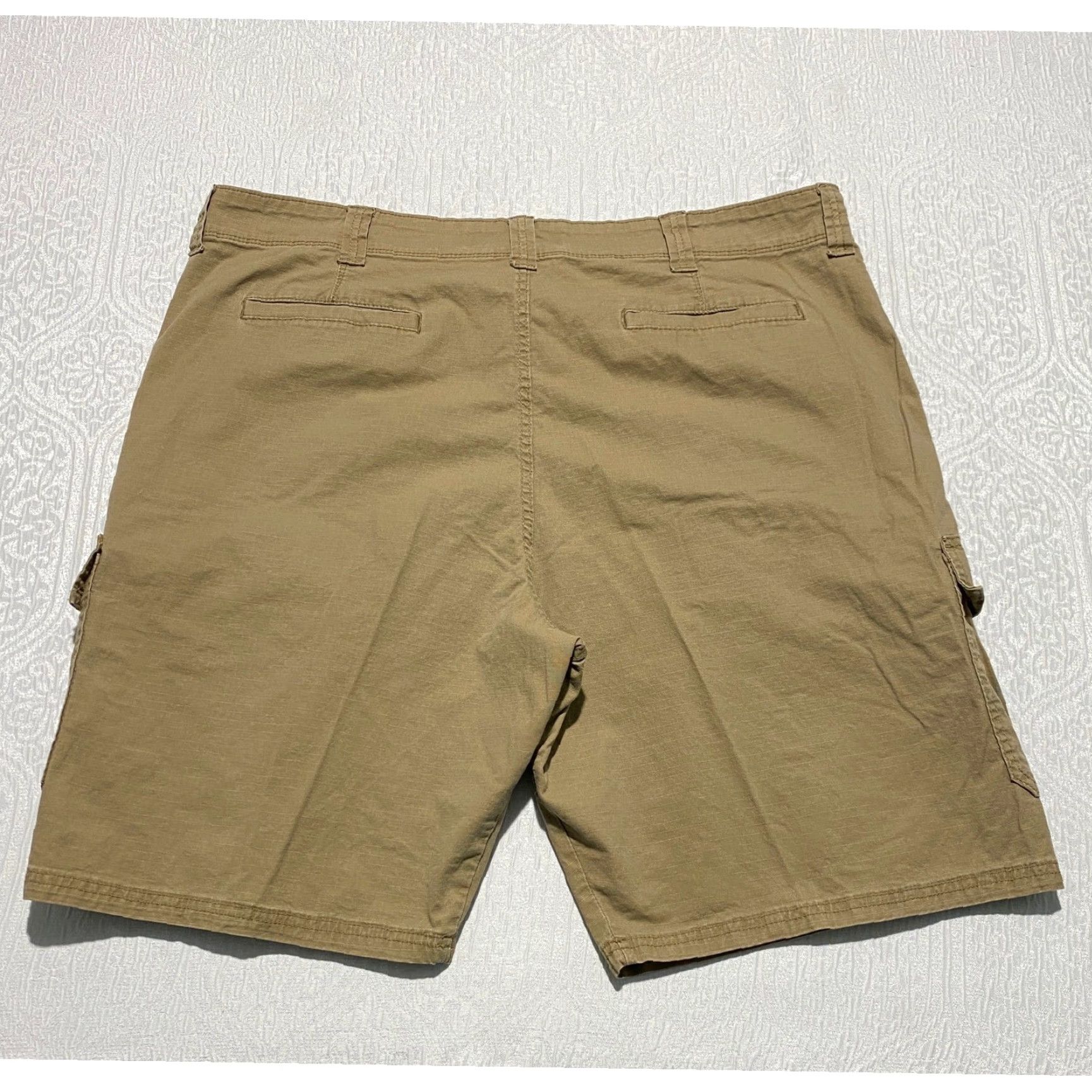Wrangler Wrangler Authentics Mens Cargo Shorts Khaki Tan 40 Regular Stretch 6-Pocket Canvas Cotton Blend Button Zip Fly Size US 40 / EU 56 - 2 Thumbnail