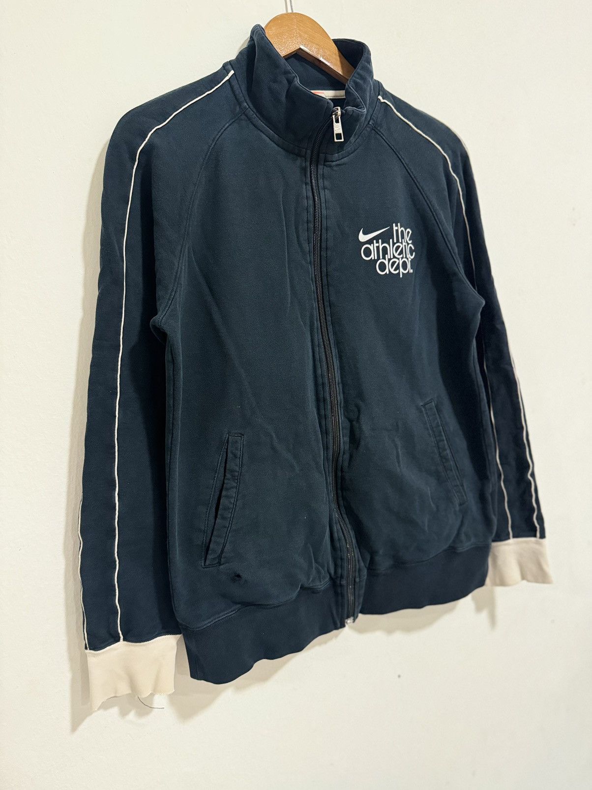 Nike × Vintage Vintage Nike The Athletic Dept Zipper Jacket Size US M / EU 48-50 / 2 - 2 Thumbnail