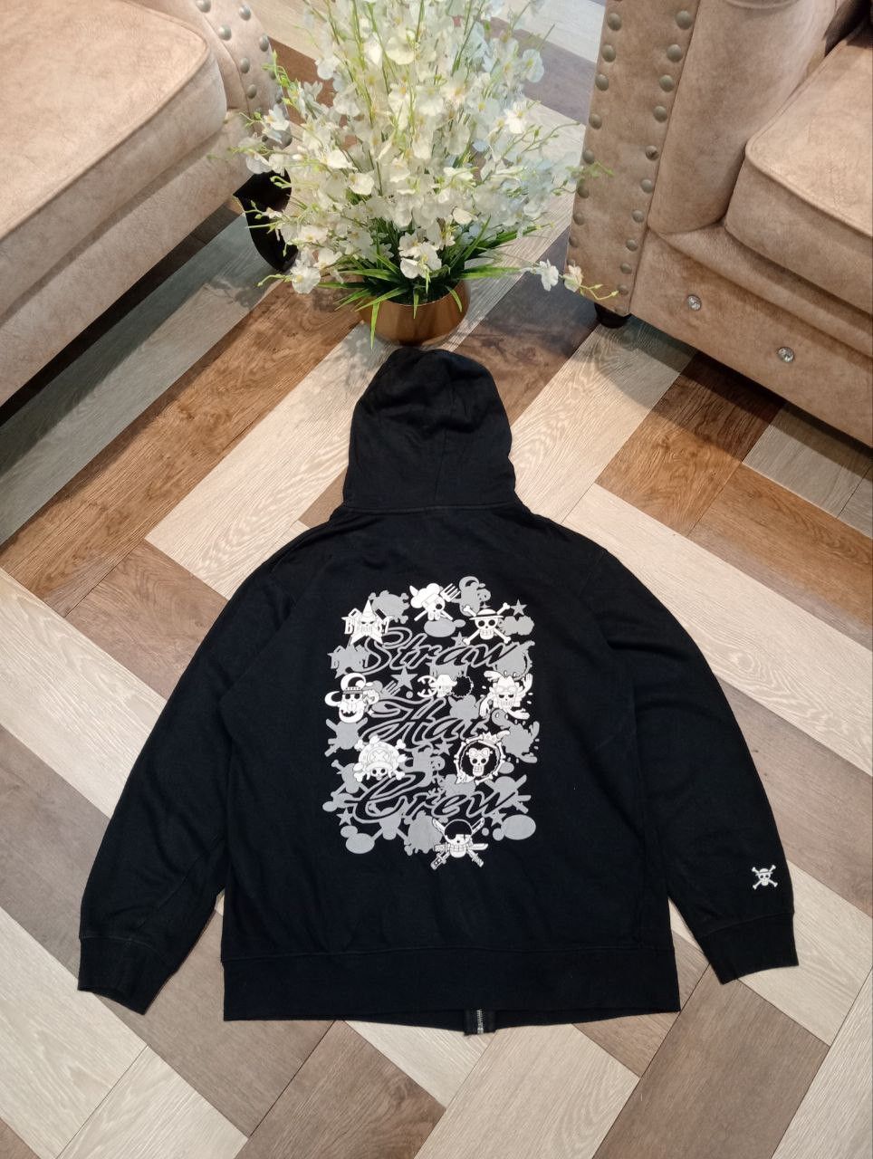 Japanese Brand BANDAI ONE PIECE STRAW HAT CREW HOODIE - SIZE XL BLACK Size US XL / EU 56 / 4 - 1 Thumbnail