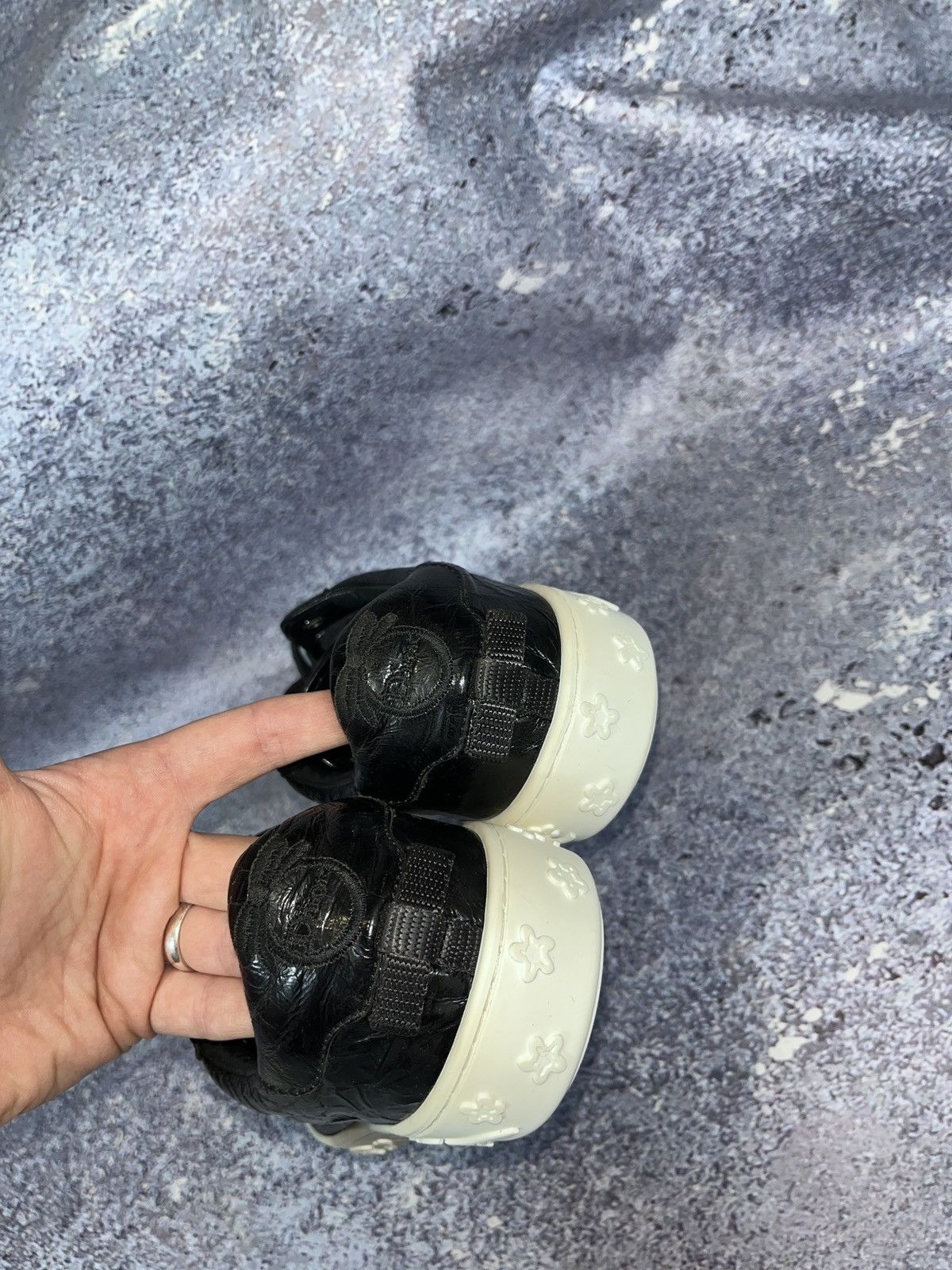 Dior New Dior Black Crinkled Patent Leather Move shoes trainers Size US 8.5 / IT 38.5 - 9 Thumbnail