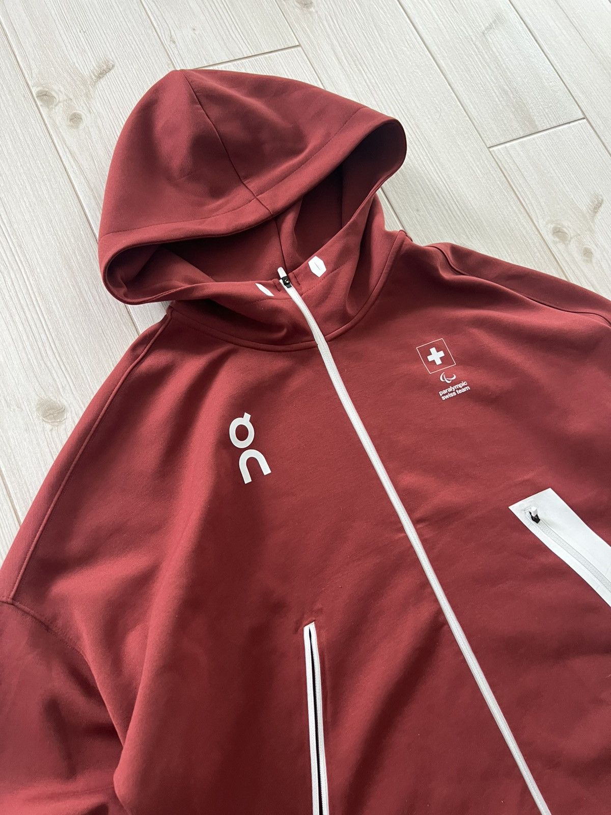 Sports Specialties On Running Swiss Paralympic Team Hoodie Jacket Burgundy Size US XL / EU 56 / 4 - 6 Thumbnail