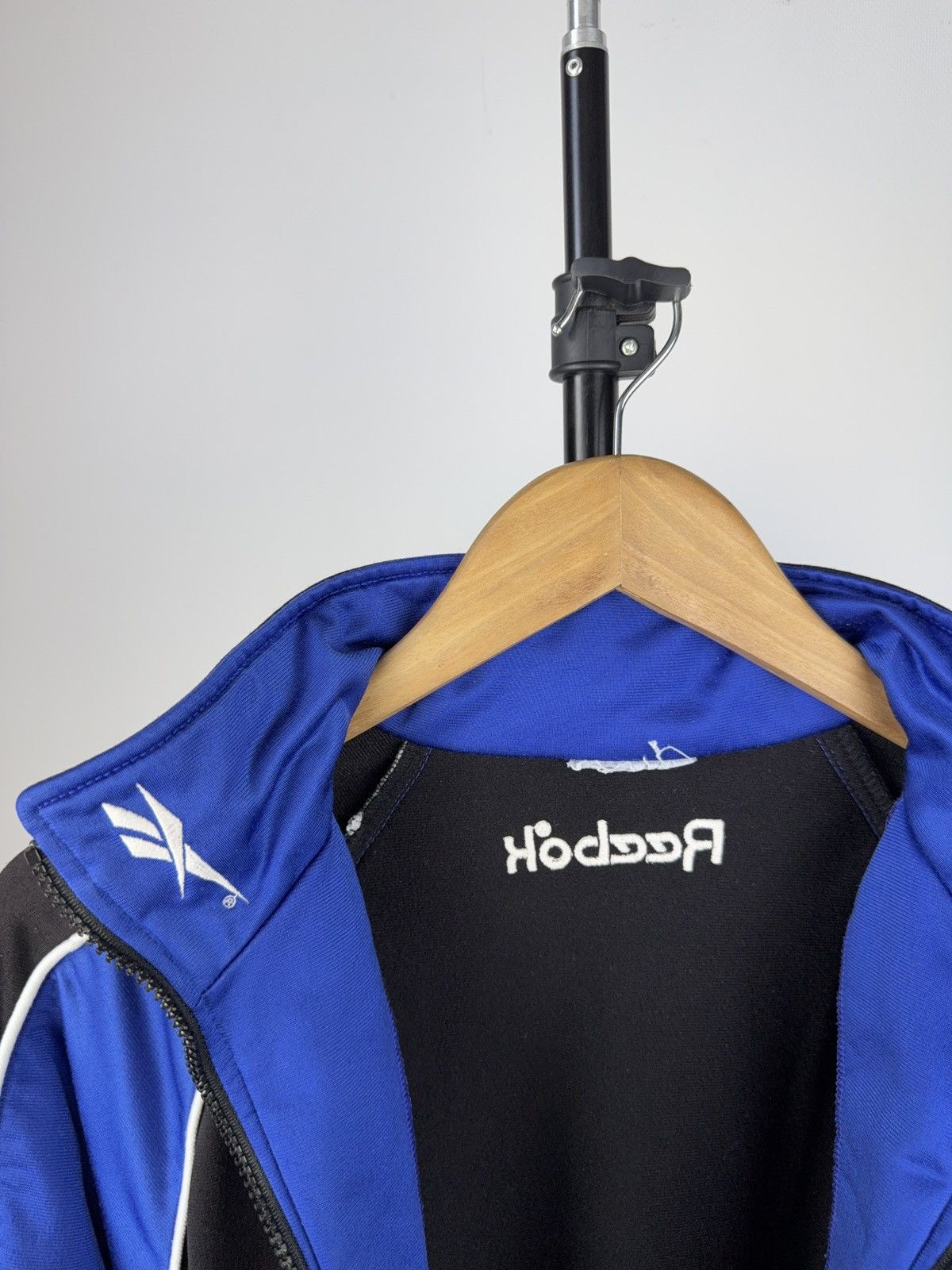 Reebok Vintage 90s Reebok Vector Logo Track Jacket Black Blue Size US S / EU 44-46 / 1 - 10 Thumbnail