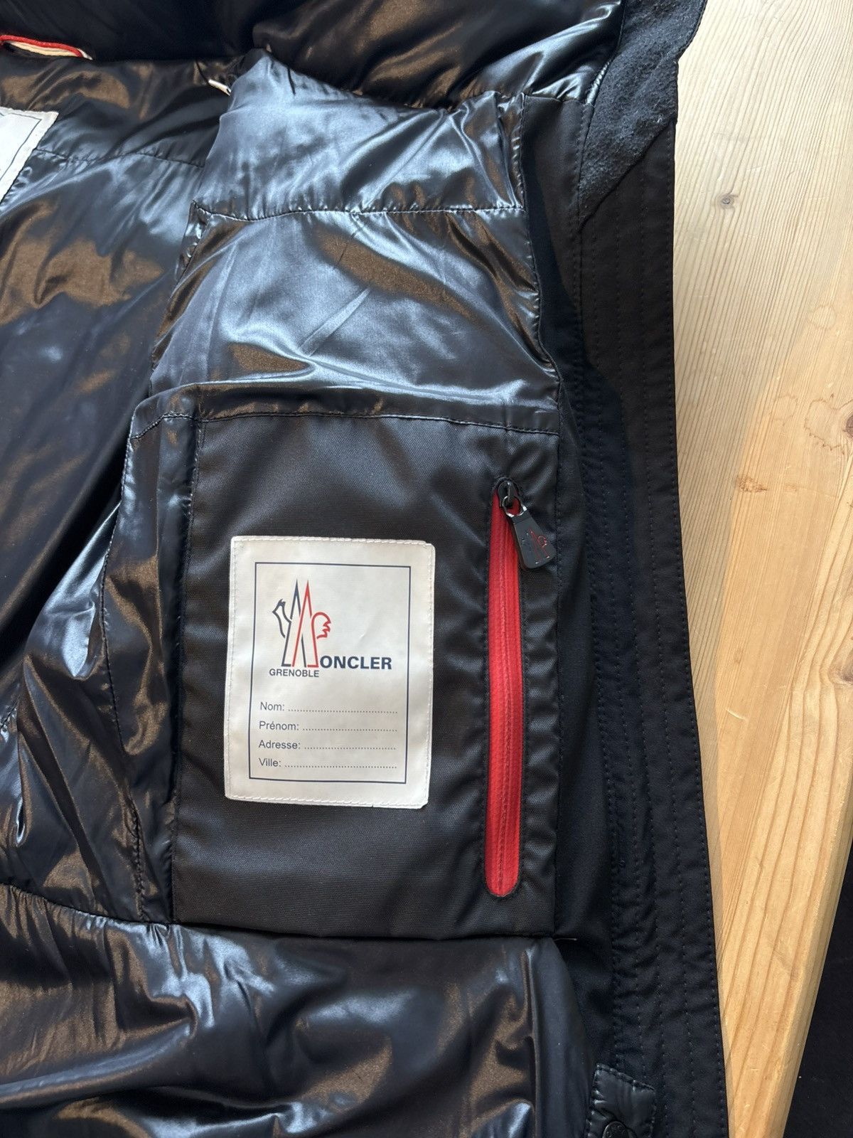 Moncler Moncler Grenoble Isere Jacket Size S / US 4 / IT 40 - 11 Thumbnail