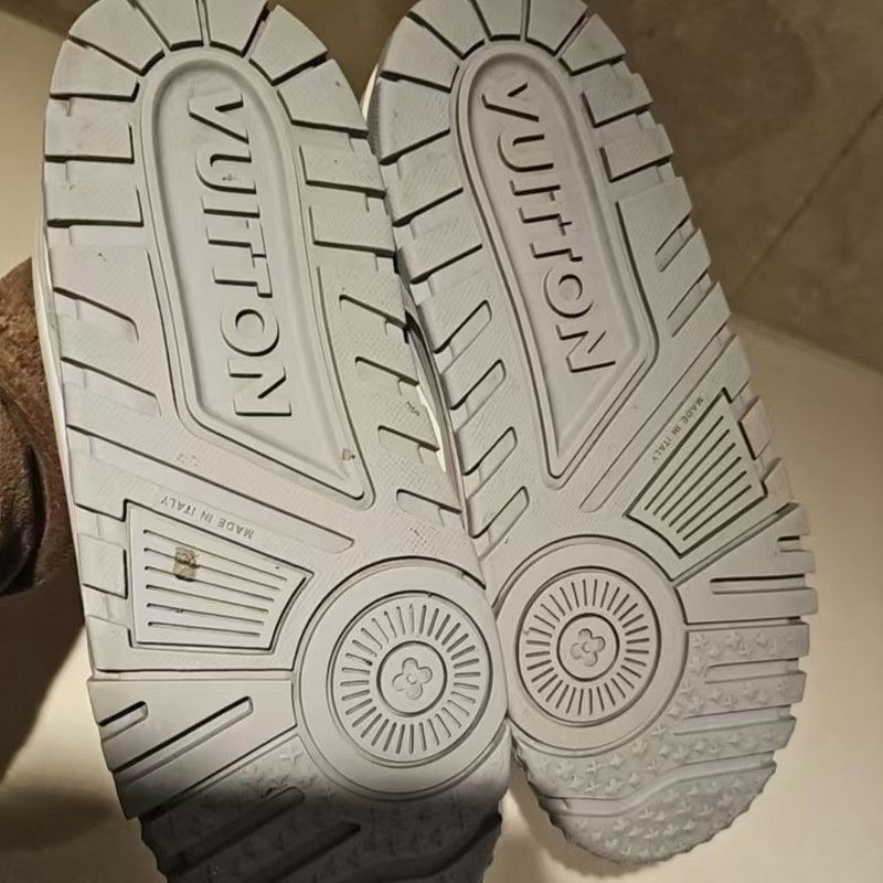 Louis Vuitton Louis Vuitton Trainer Maxi Low-Top Sneakers -2508 Size US 9 / EU 42 - 4 Thumbnail