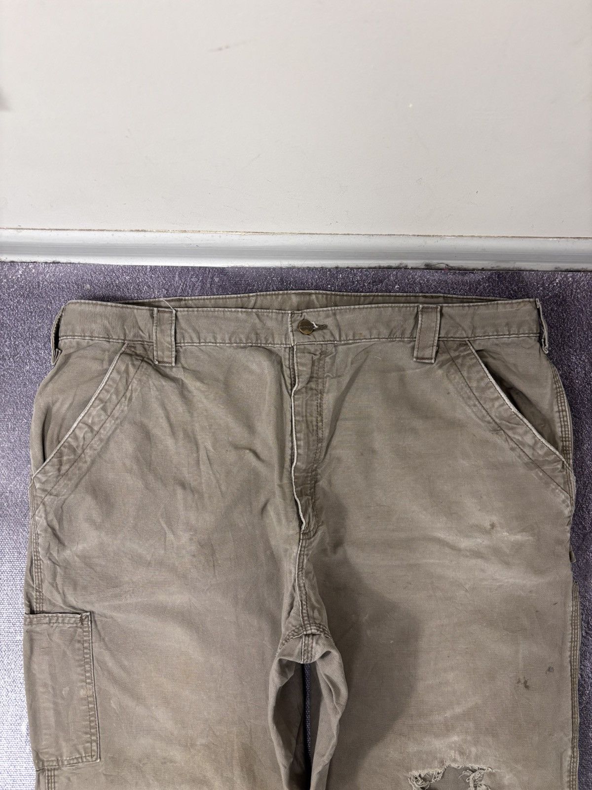 Carhartt Vintage Carhartt Original Dungaree Fit Khaki Baggy Pants Size US 42 / EU 58 - 12 Thumbnail