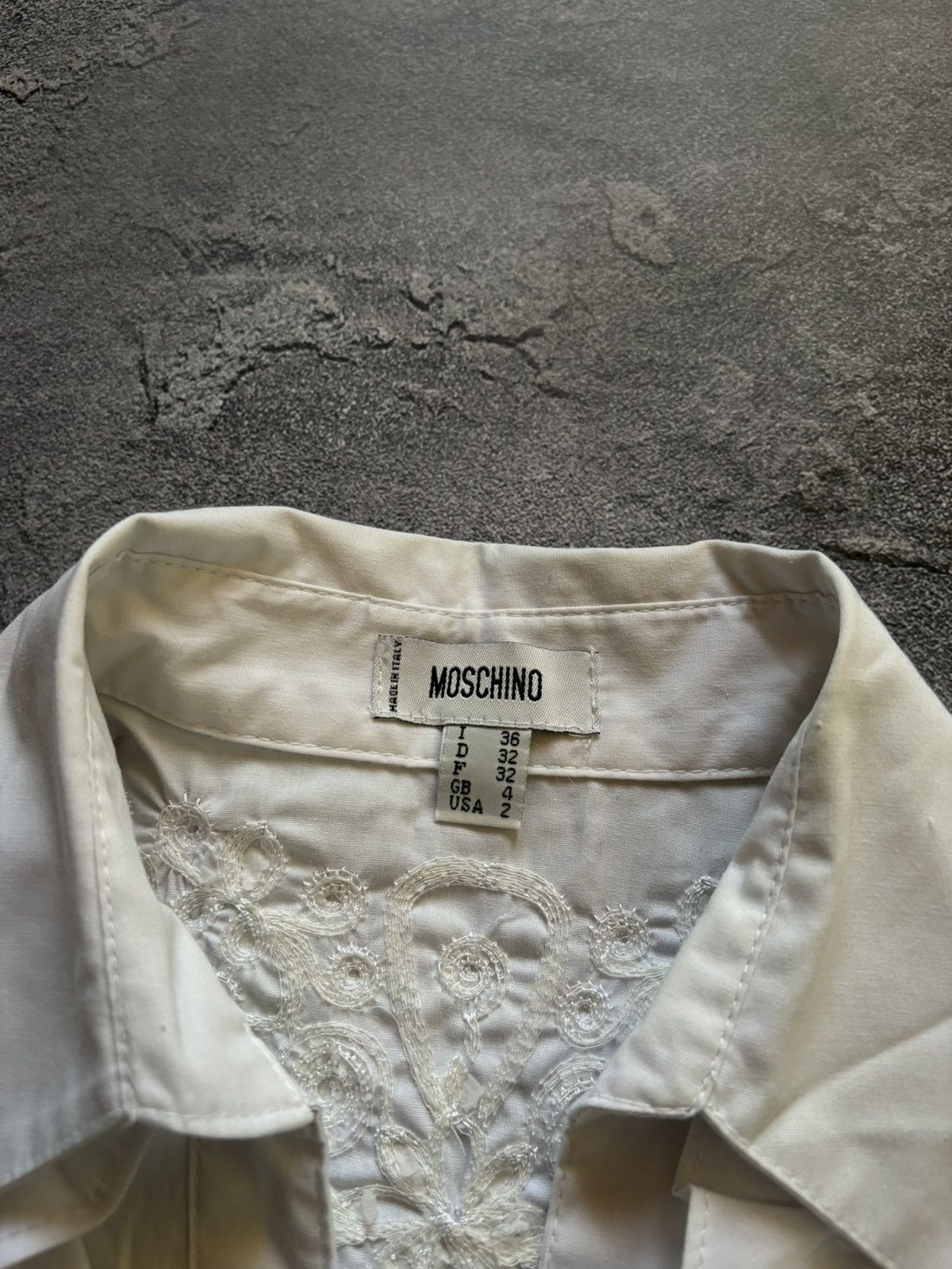 Moschino Vintage Moschino Luxury Embroidered Elegant Blouse Button Up Size XS / US 0-2 / IT 36-38 - 6 Thumbnail