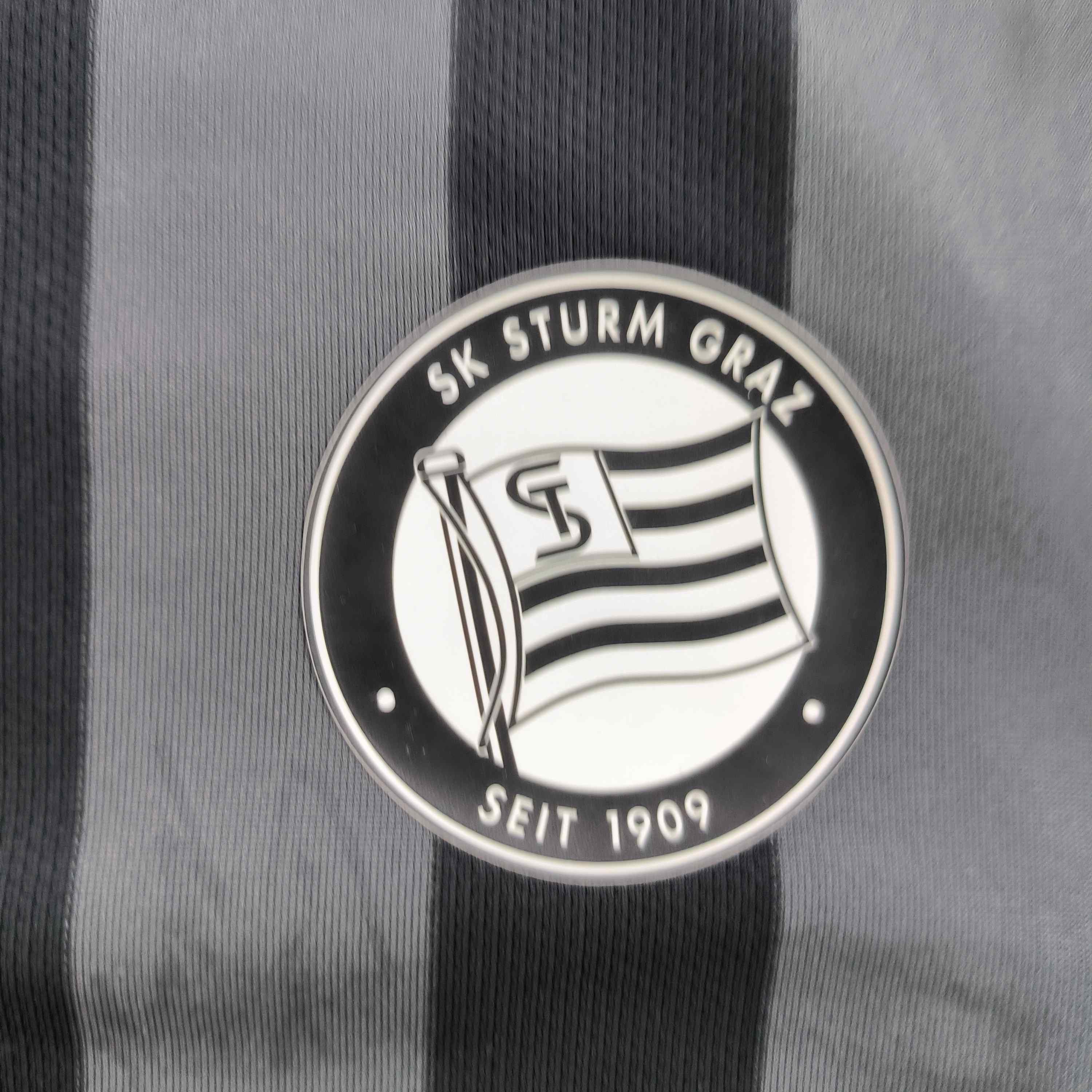 Nike SIGNED Sturm Graz 2021-22 Nike home football jersey size S Size US S / EU 44-46 / 1 - 6 Thumbnail