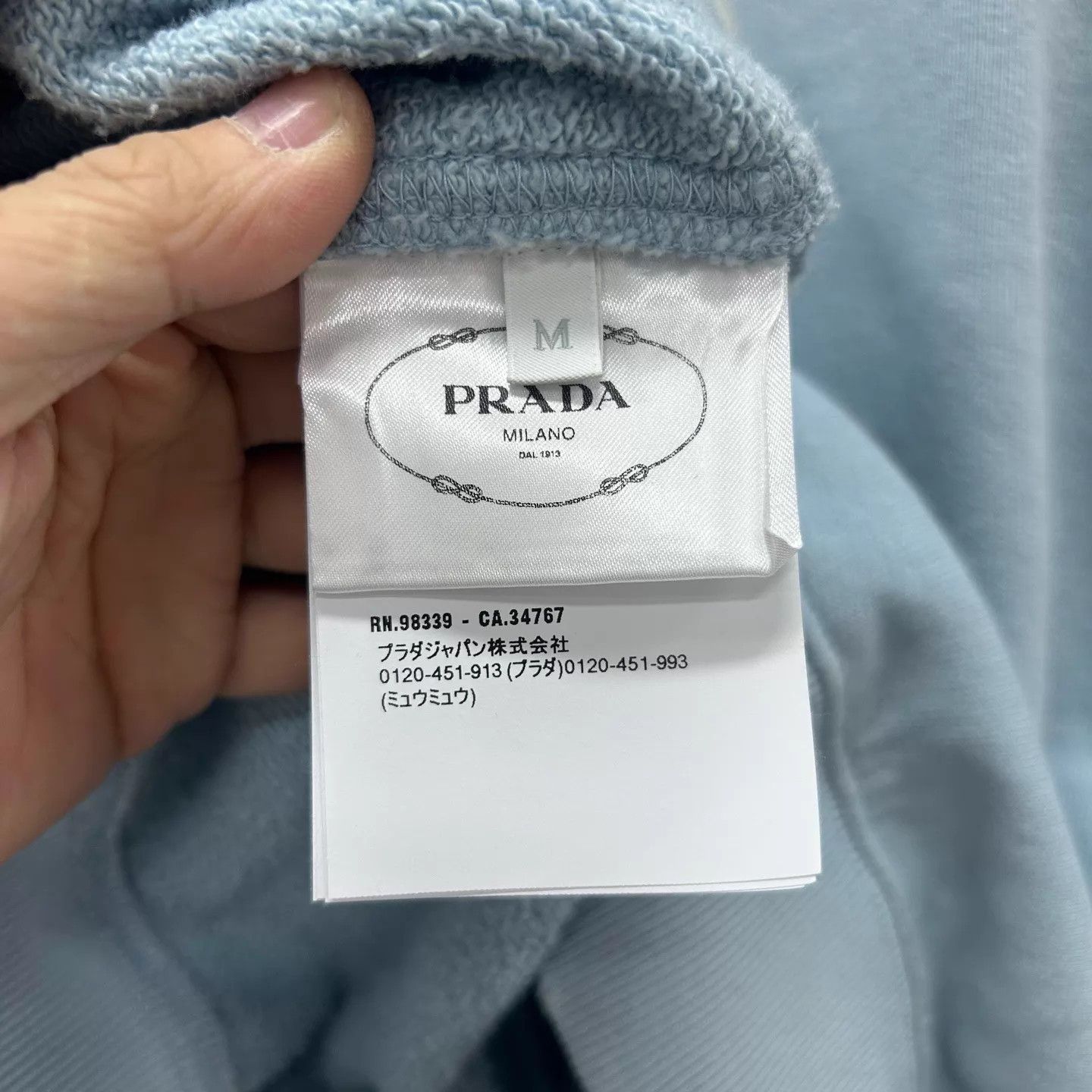 Prada Prada Distressed Washed Blue Logo Crewneck Sweat M Size M / US 6-8 / IT 42-44 - 4 Thumbnail