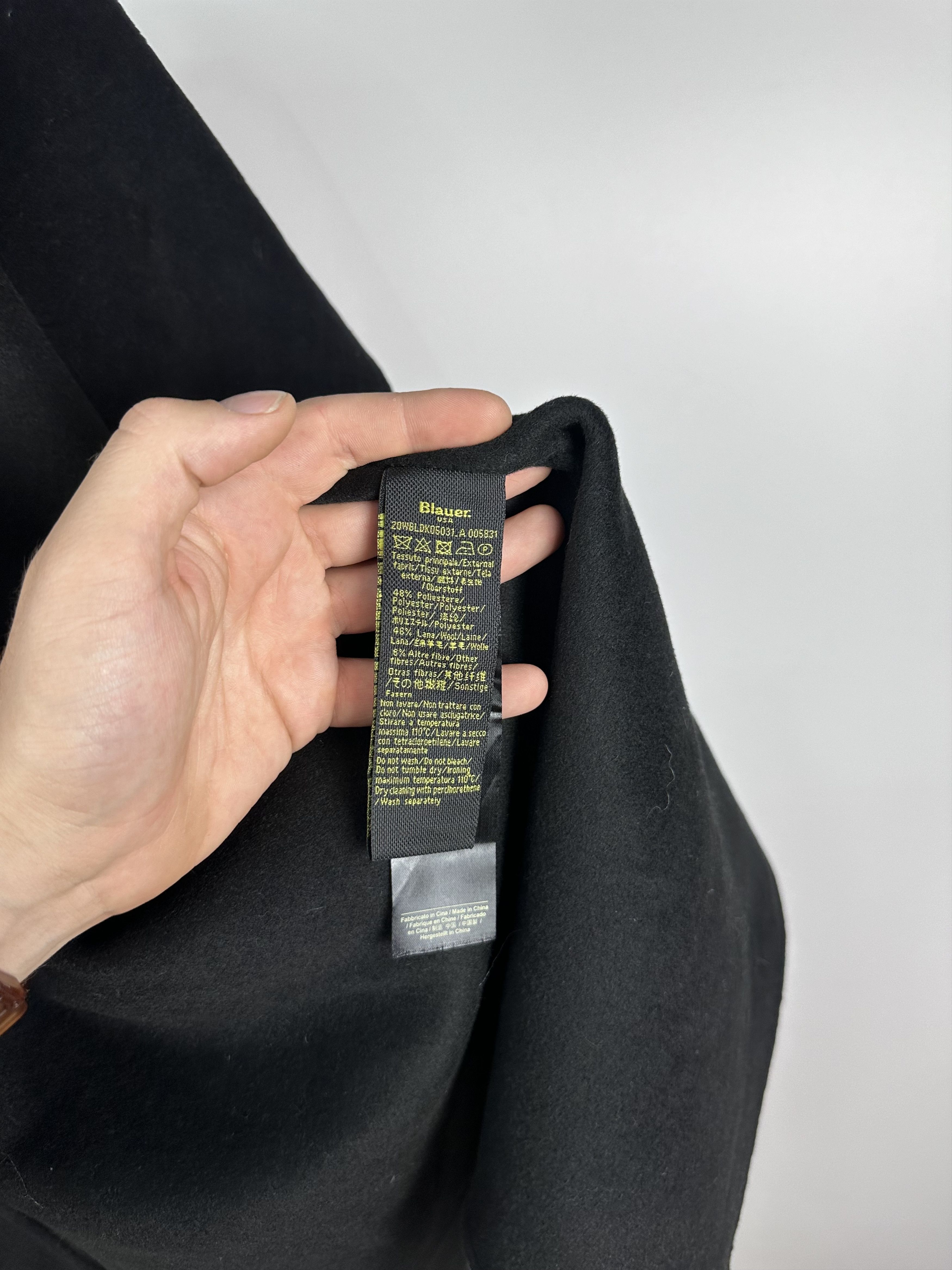 Grailed BLAUER PIUMINO DOPPIO NYLON E LANA AUBREY DOWN WOOL JACKET Size M / US 6-8 / IT 42-44 - 24 Thumbnail