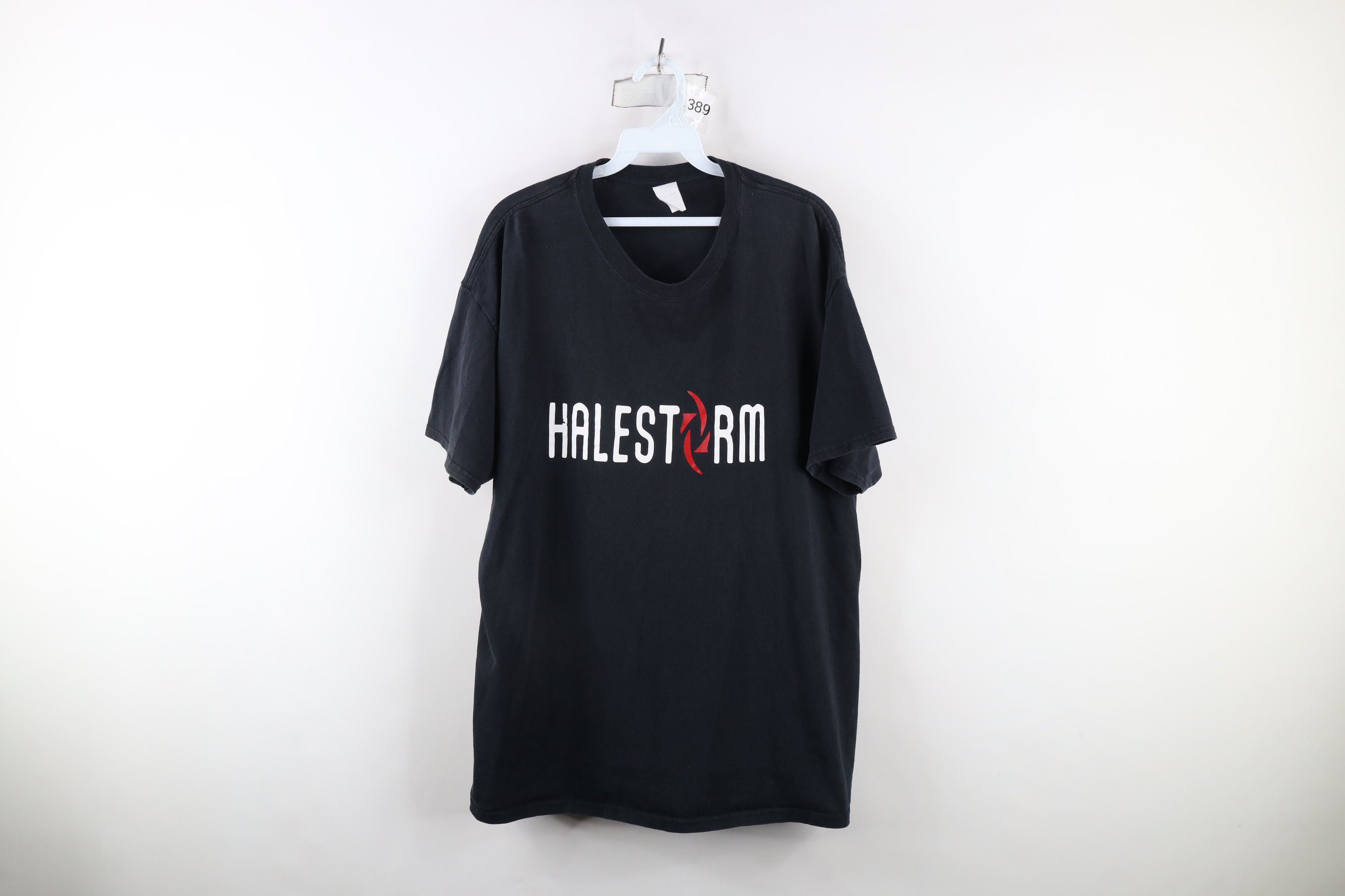 Vintage Vintage Streetwear Spell Out Halestorm Band T-Shirt Black Size US XL / EU 56 / 4 - 1 Thumbnail