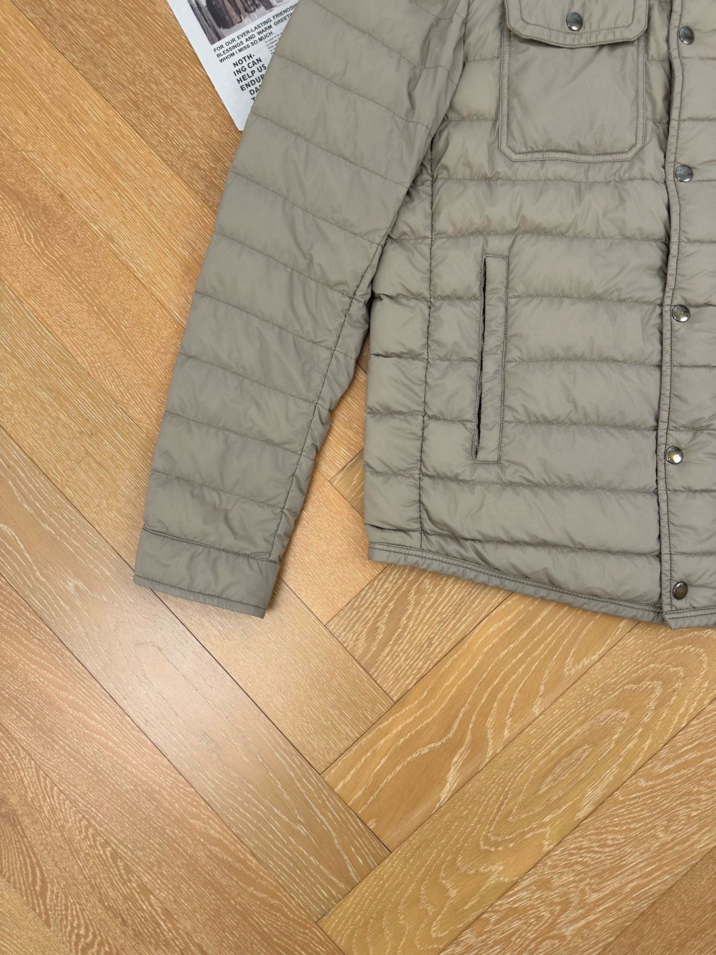 Moncler Moncler Men's Lapel Button Puffer Jacket Olive Green Size US XL / EU 56 / 4 - 4 Thumbnail