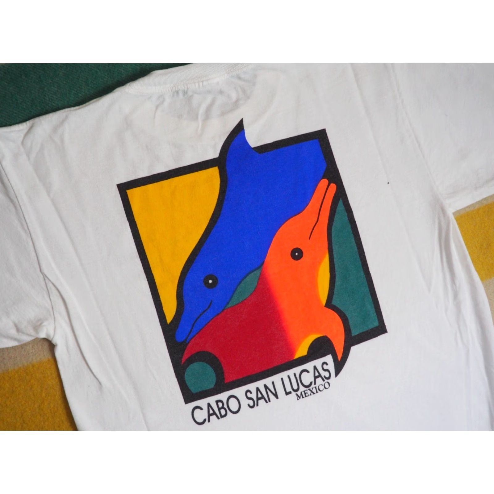 Vintage VINTAGE 90s Cabo San Lucas Mexico Dolphin Travel Graphic Print White Tee T-Shirt Mens L Size US L / EU 52-54 / 3 - 3 Thumbnail