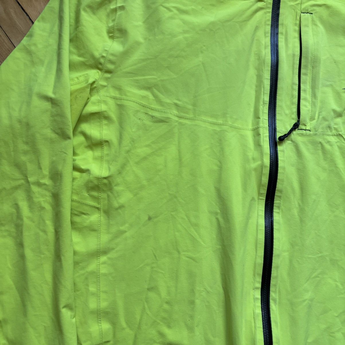 Mizuno Acid Green Waterproof Mizuno Jacket Y2K Gorpcore Size US M / EU 48-50 / 2 - 10 Thumbnail