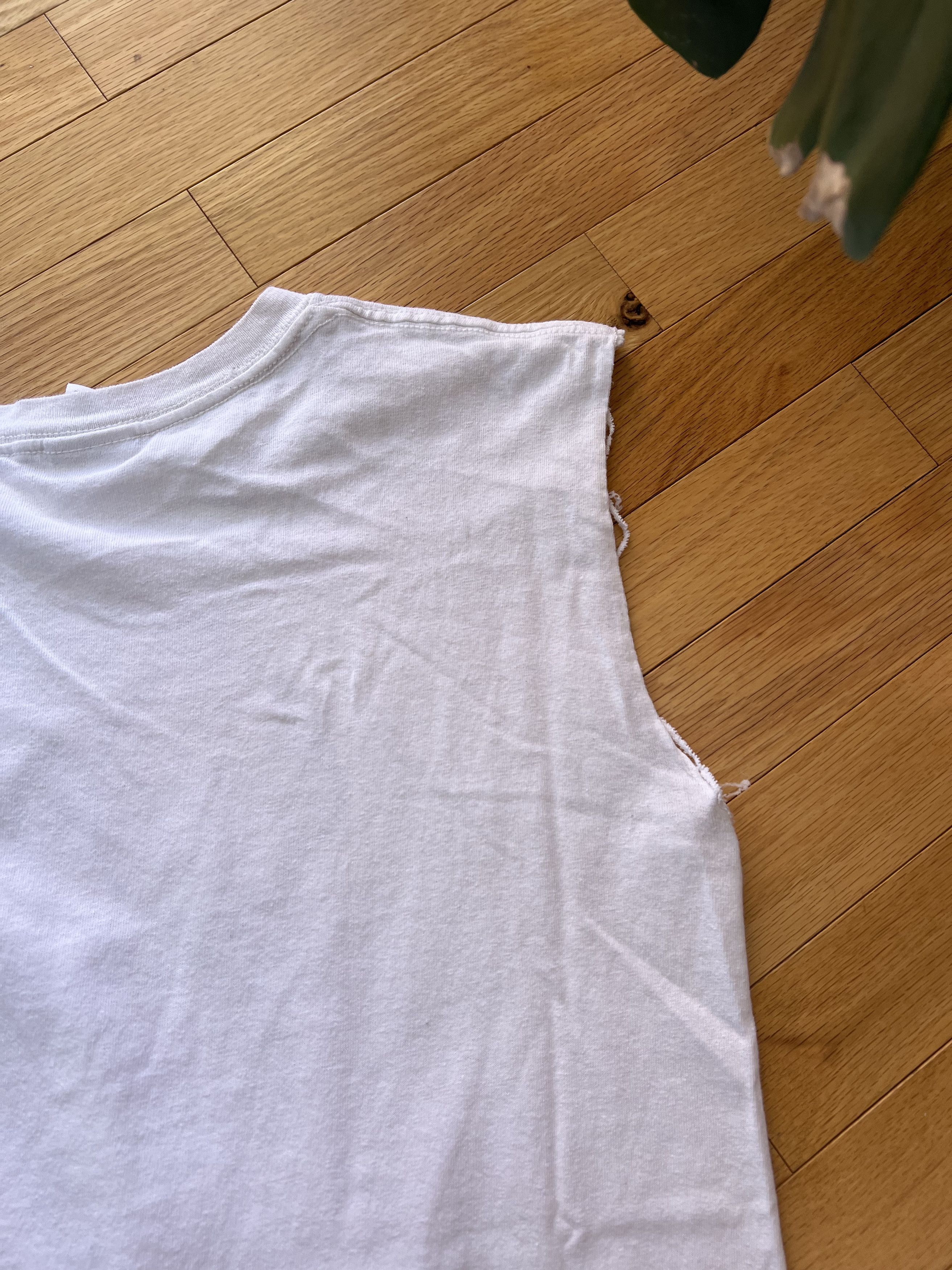 Vintage Vintage Tintin & Milou Cut-Off Tee Size US S / EU 44-46 / 1 - 7 Thumbnail