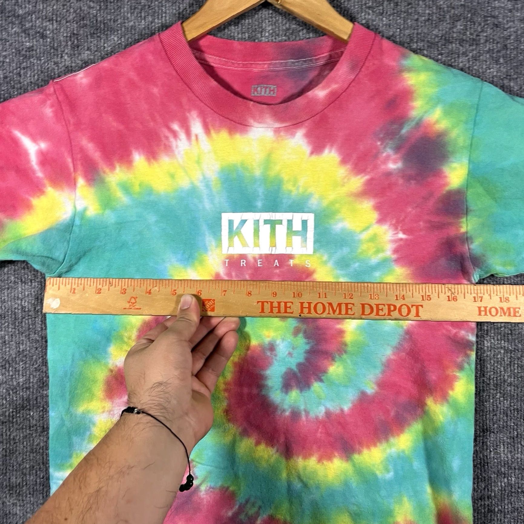 Kith KITH Treats Tie Dye Tee Shirt T-Shirt Crew Neck Short Sleeve Men S Green Blue Pink Authentic Small Adult Size S Tee Shirt Size US S / EU 44-46 / 1 - 3 Thumbnail