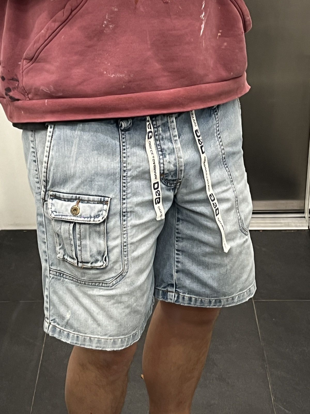 Dolce & Gabbana Dolce & Gabbana washed denim cargo shorts Size US 32 / EU 48 - 1 Thumbnail