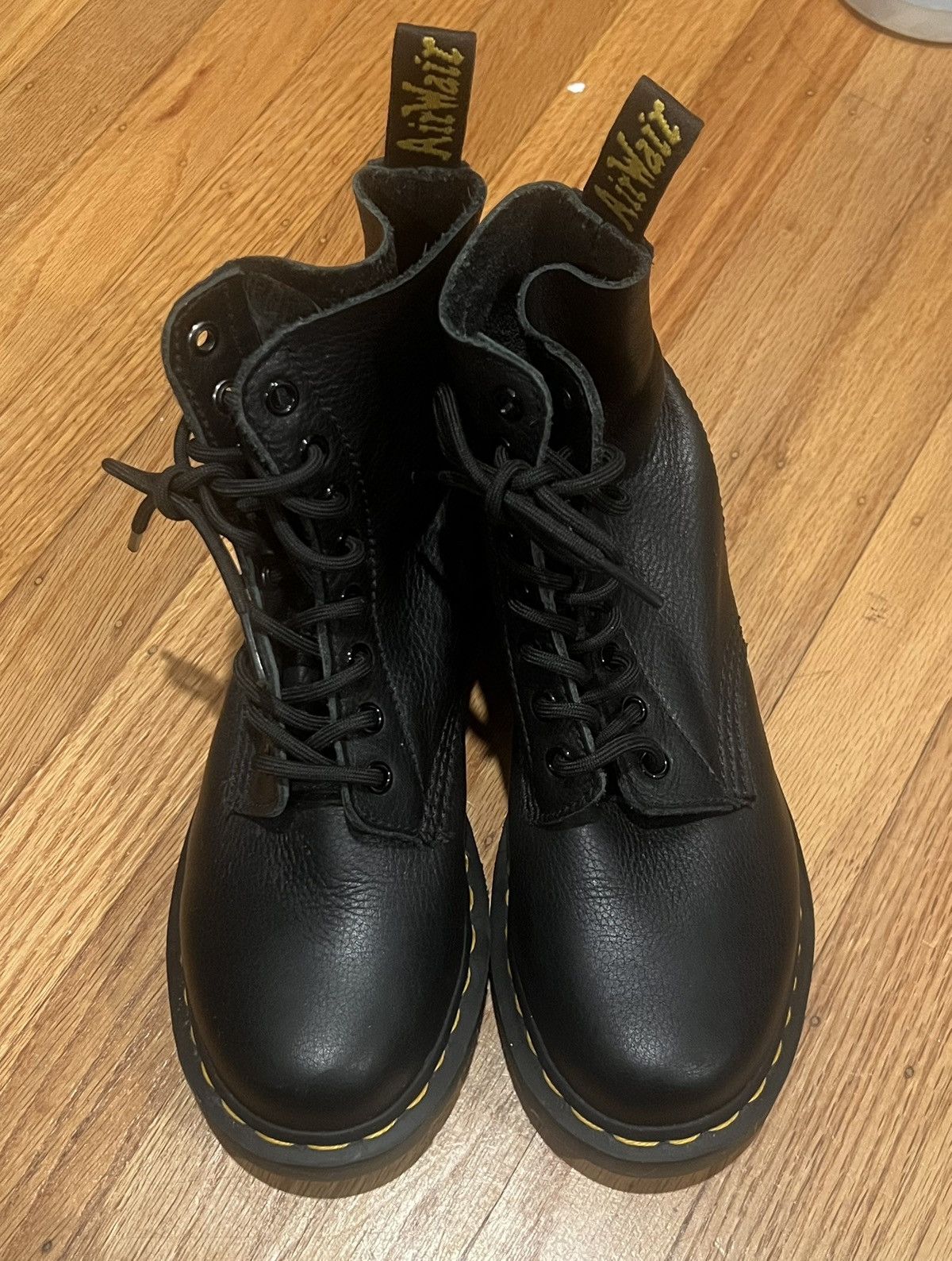 Dr. Martens Dr Martens 1460 SMOOTH LEATHER LACE UP BOOTS Size US 6 / IT 36 - 1 Thumbnail