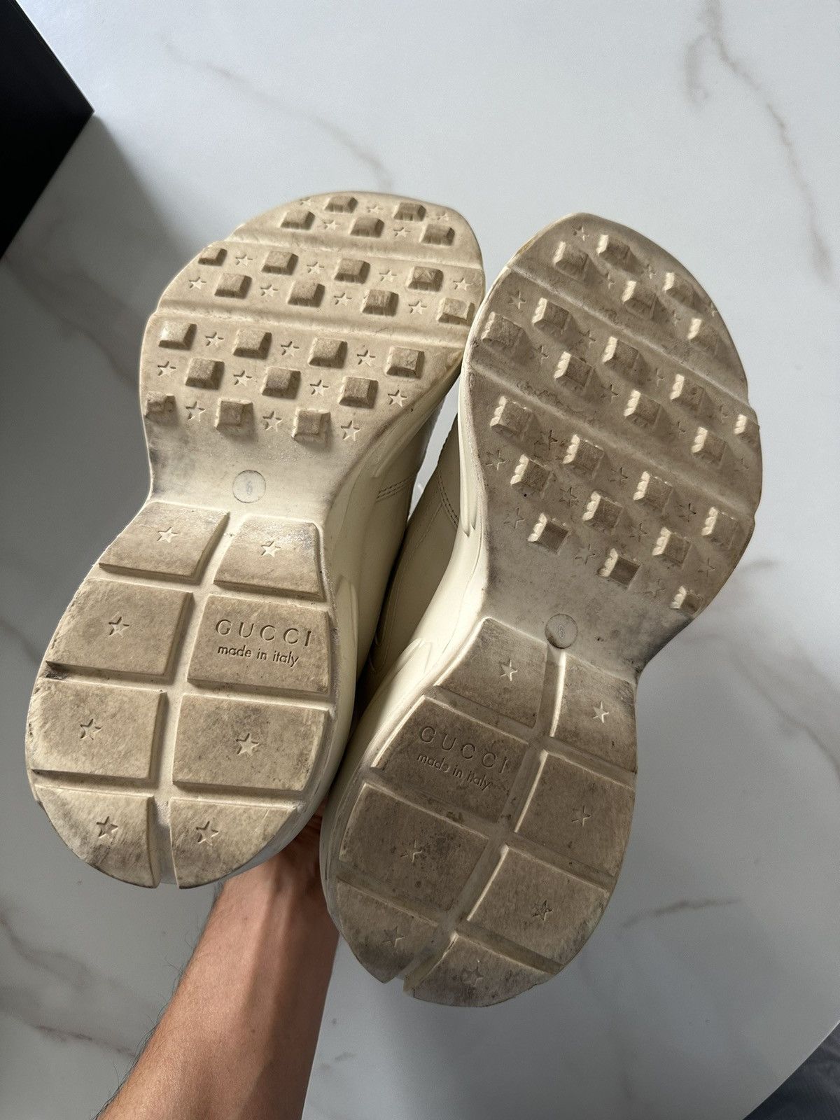 Gucci Gucci Rhyton Sneaker with Logo Size US 6 / EU 39 - 11 Thumbnail