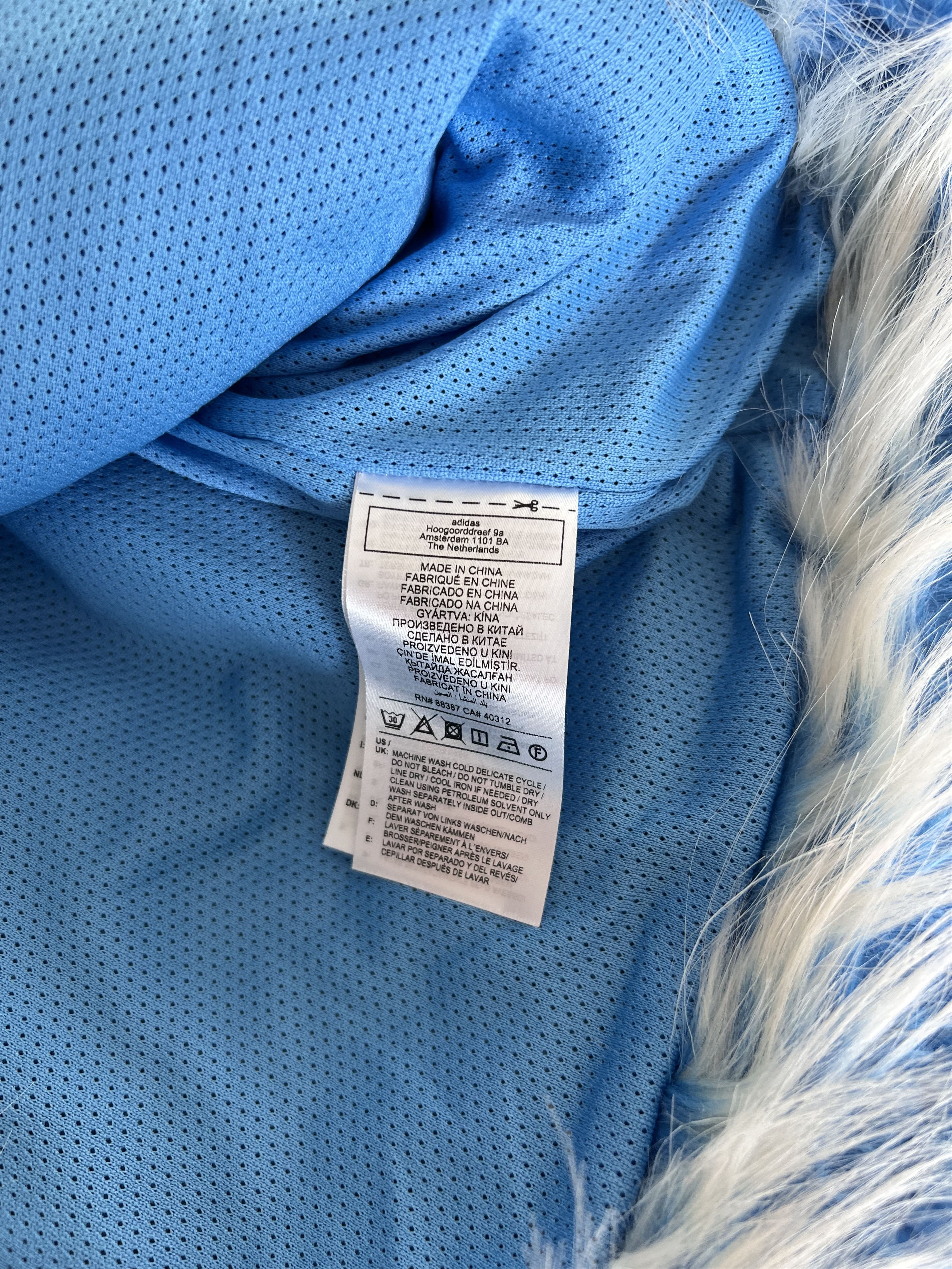 Adidas Kerwin Frost Adidas Yeti Track Suit in White Blue Size US M / EU 48-50 / 2 - 10 Thumbnail
