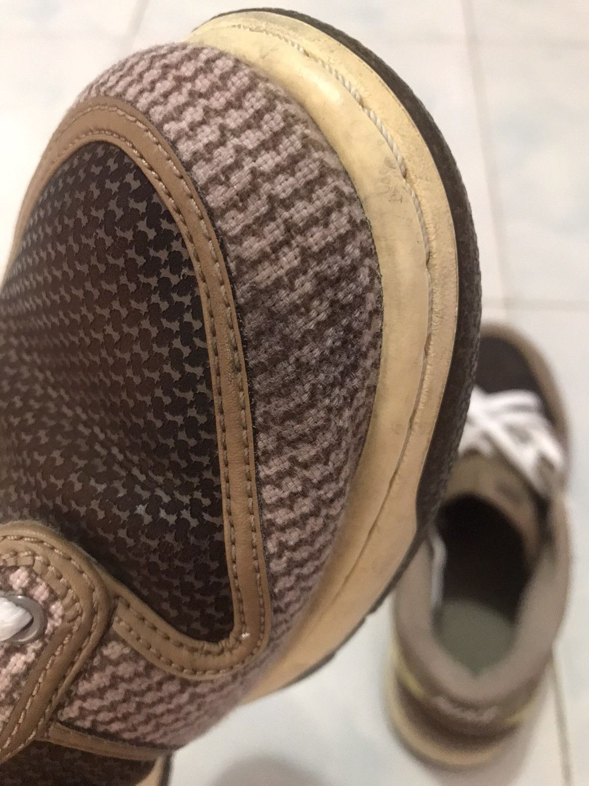 Nike Nike Dunk Low x Undefeated ‘Canteen’ Size US 9.5 / EU 42-43 - 14 Thumbnail