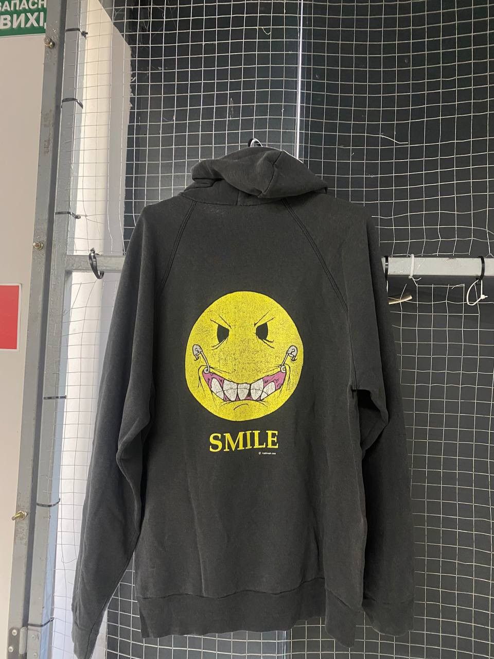 Band Tees 90s Vintage Lagwagon Smile Punk Rock Band Hoodie Sweatshirt Size US XL / EU 56 / 4 - 4 Thumbnail