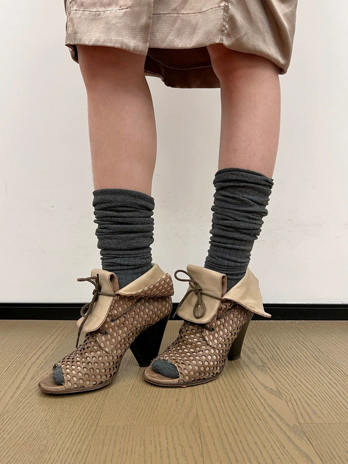Other Italian Vintage Cutout Heels Foldable Tongue 39 Size US 8.5 / IT 38.5 - 6 Thumbnail