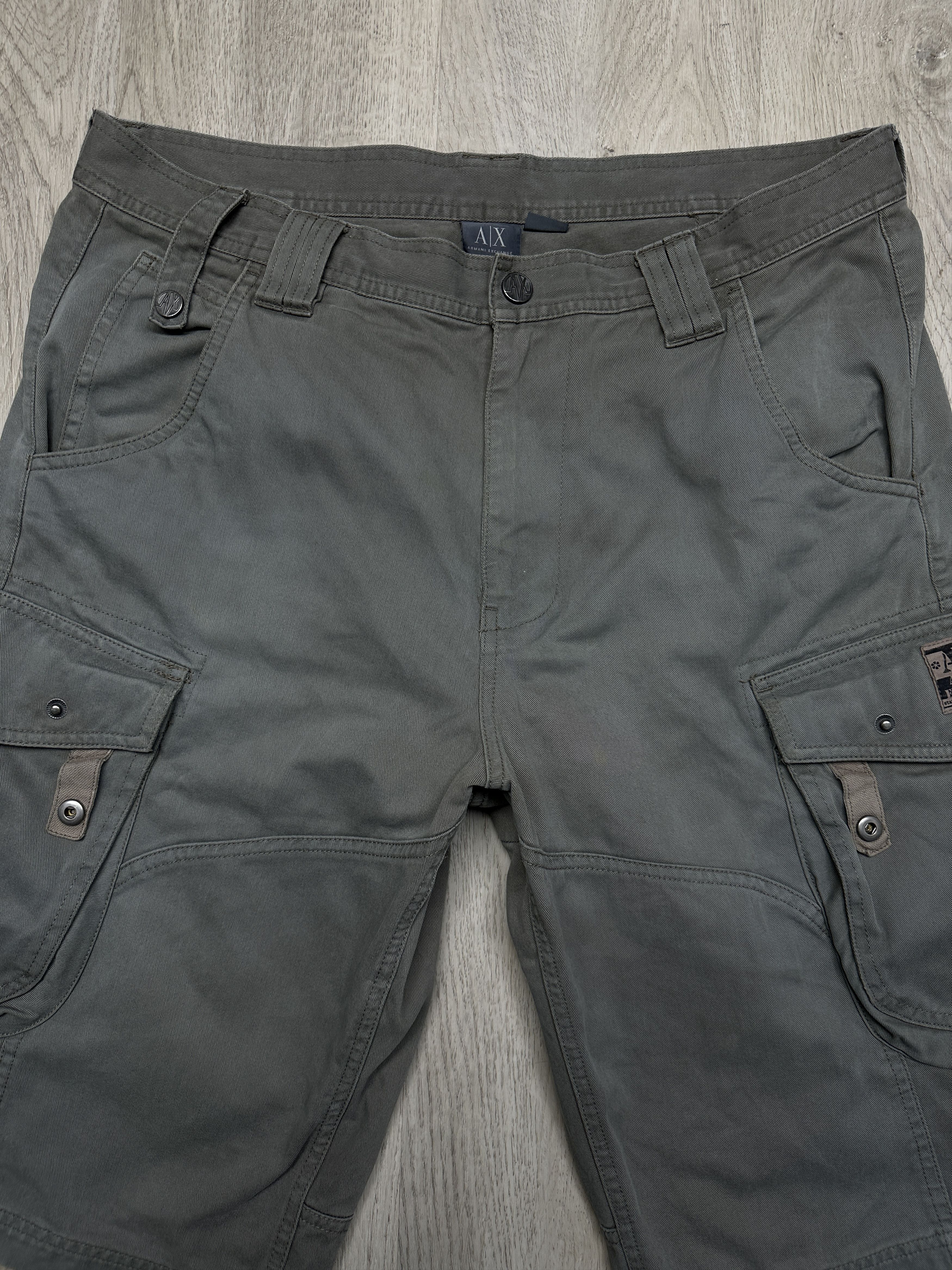 Armani Exchange Armani Exchange Mens Cargo Shorts Size US 33 - 3 Thumbnail