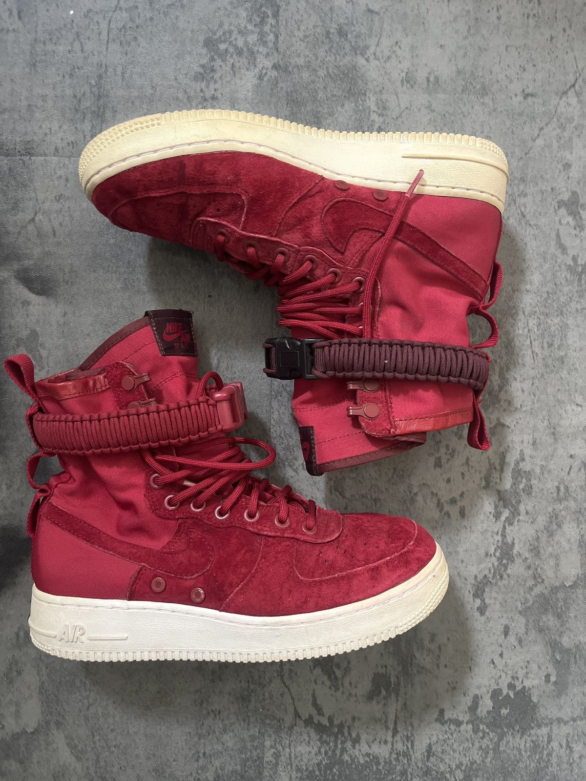 Nike Nike SF Air Force 1 High “Red Crush “ (No Box) Size US 9 / IT 39 - 2 Thumbnail