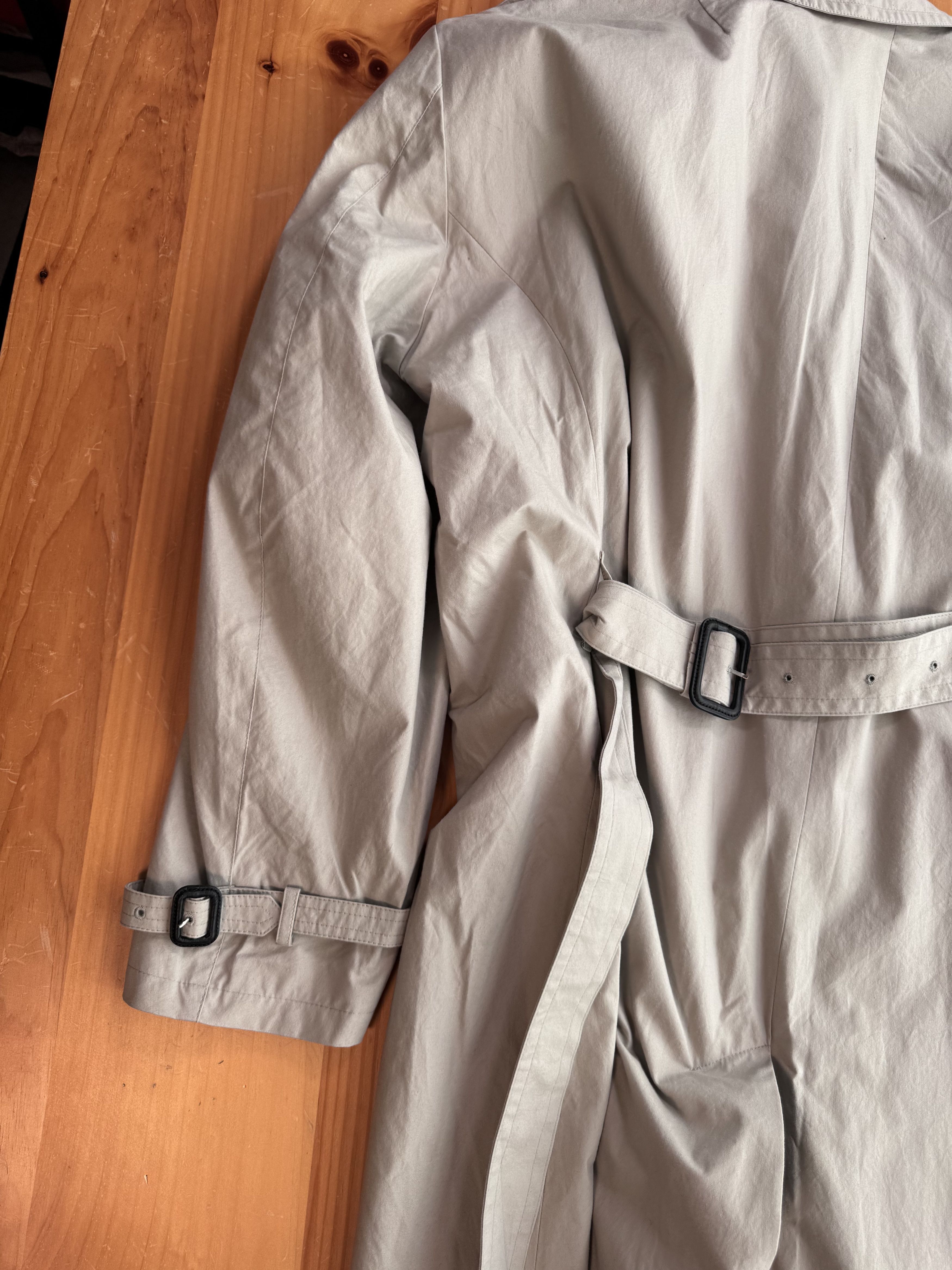 Vetements SS17 Vetements x Mackintosh Oversized Trench Coat Belted Size US S / EU 44-46 / 1 - 17 Thumbnail