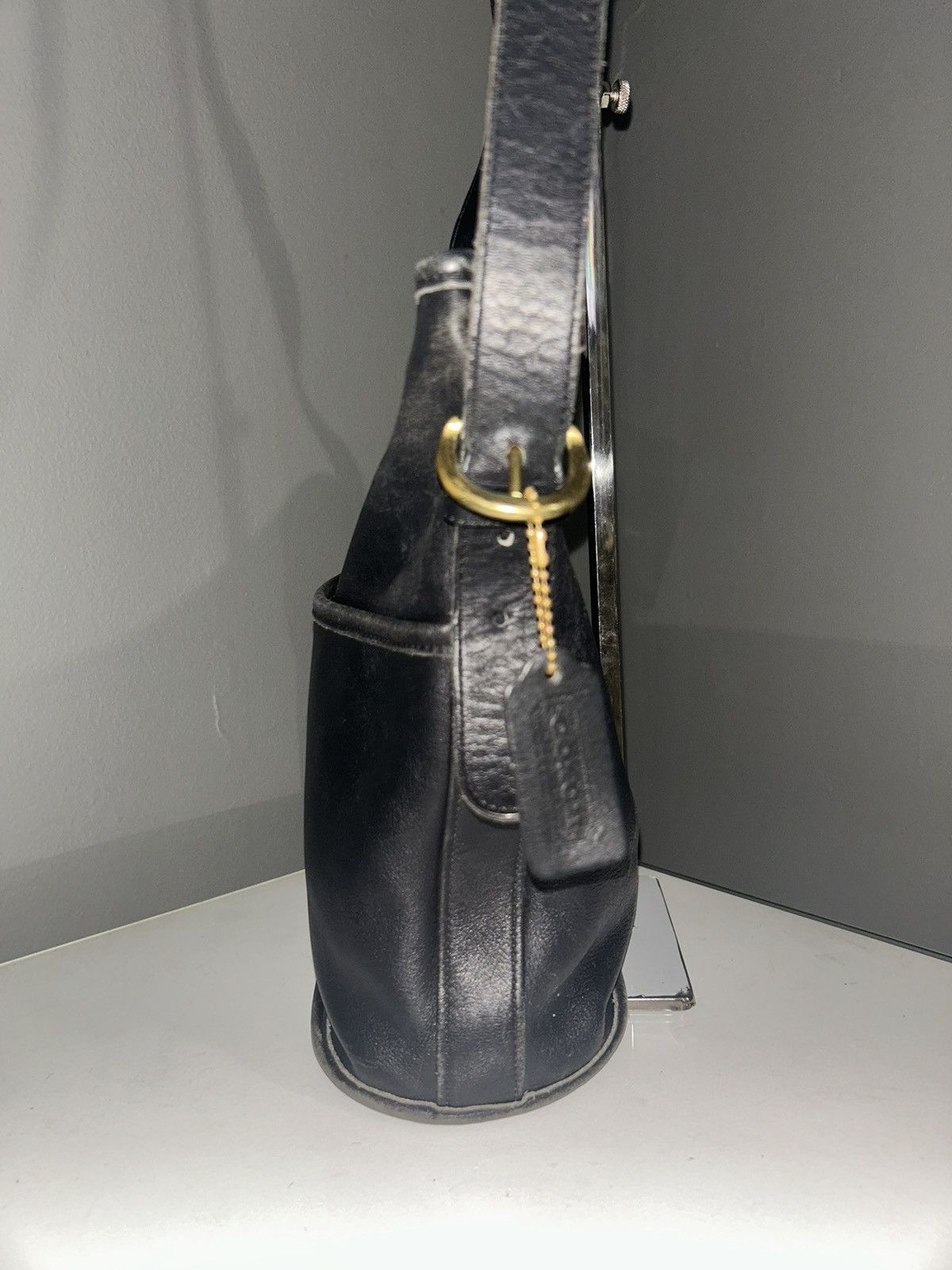 Coach Vintage Coach Navy Blue Leather Bucket Shoulder Bag Size ONE SIZE - 12 Thumbnail