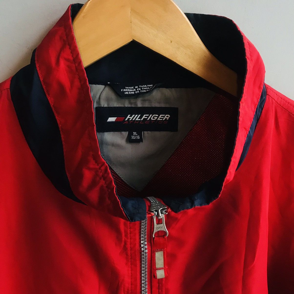 Tommy Hilfiger × Vintage Vintage Tommy Hilfiger Wind Breaker Size US XL / EU 56 / 4 - 3 Thumbnail