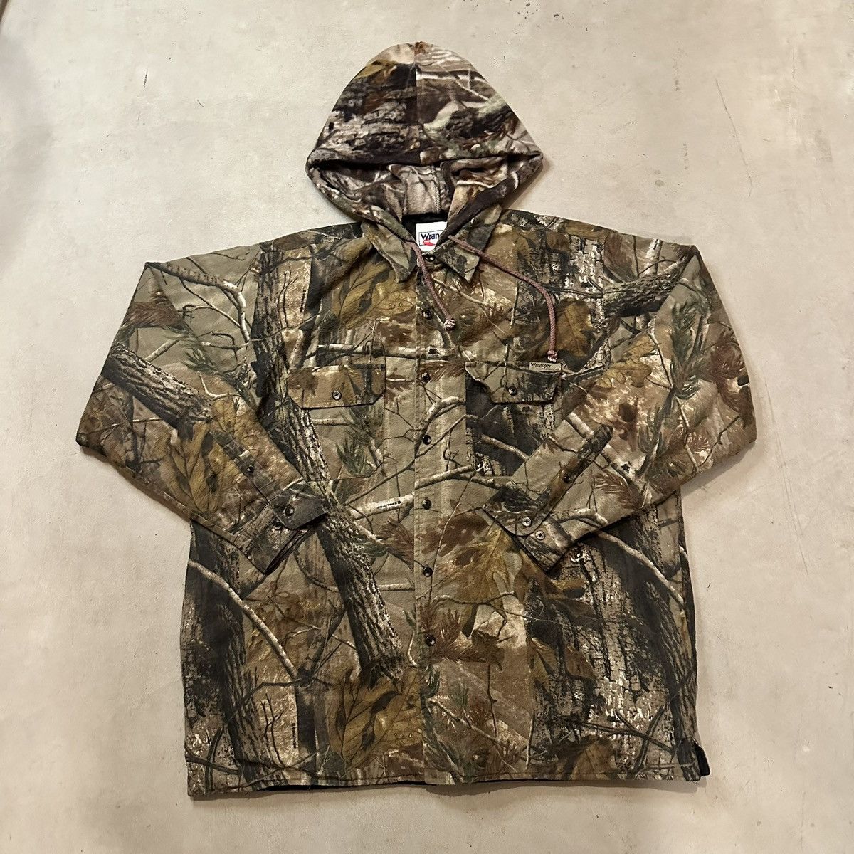 Wrangler Vintage 90s Realtree Wrangler Pro Gear Camo Hunting Jacket Size US XL / EU 56 / 4 - 1 Thumbnail