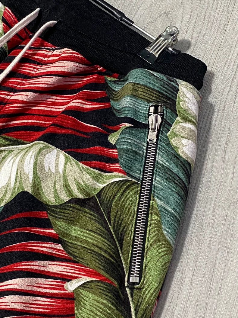 Fear of God Fear of God floral shorts Size US 32 / EU 48 - 2 Thumbnail