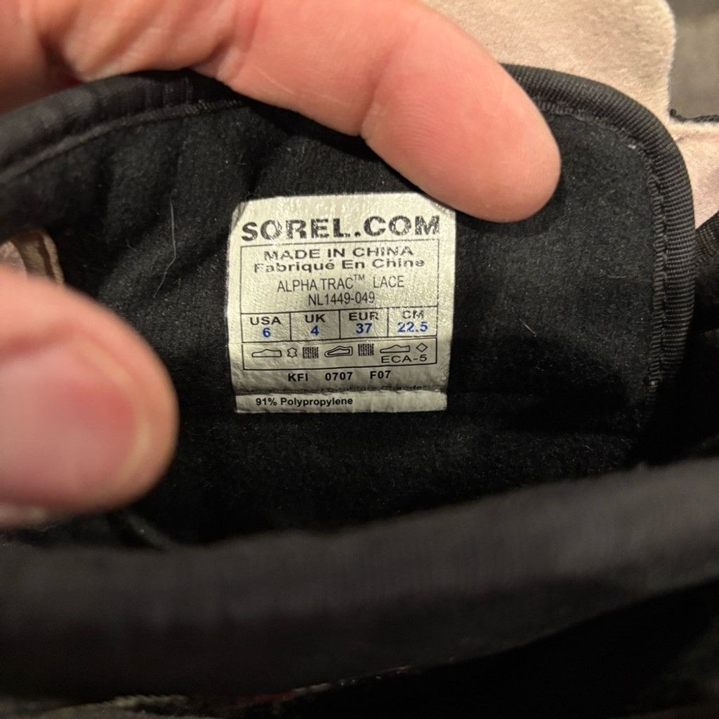 SOREL Women’s Sorel Black and Gray Winter Boots Size US 6 / IT 36 - 7 Thumbnail
