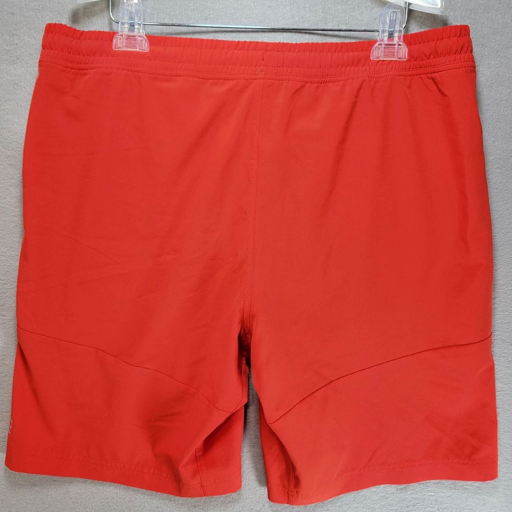 Fabletics Fabletics Shorts Mens S Red Reflective Lined Stretch Workout Gym Run Pockets Size US 29 - 4 Thumbnail
