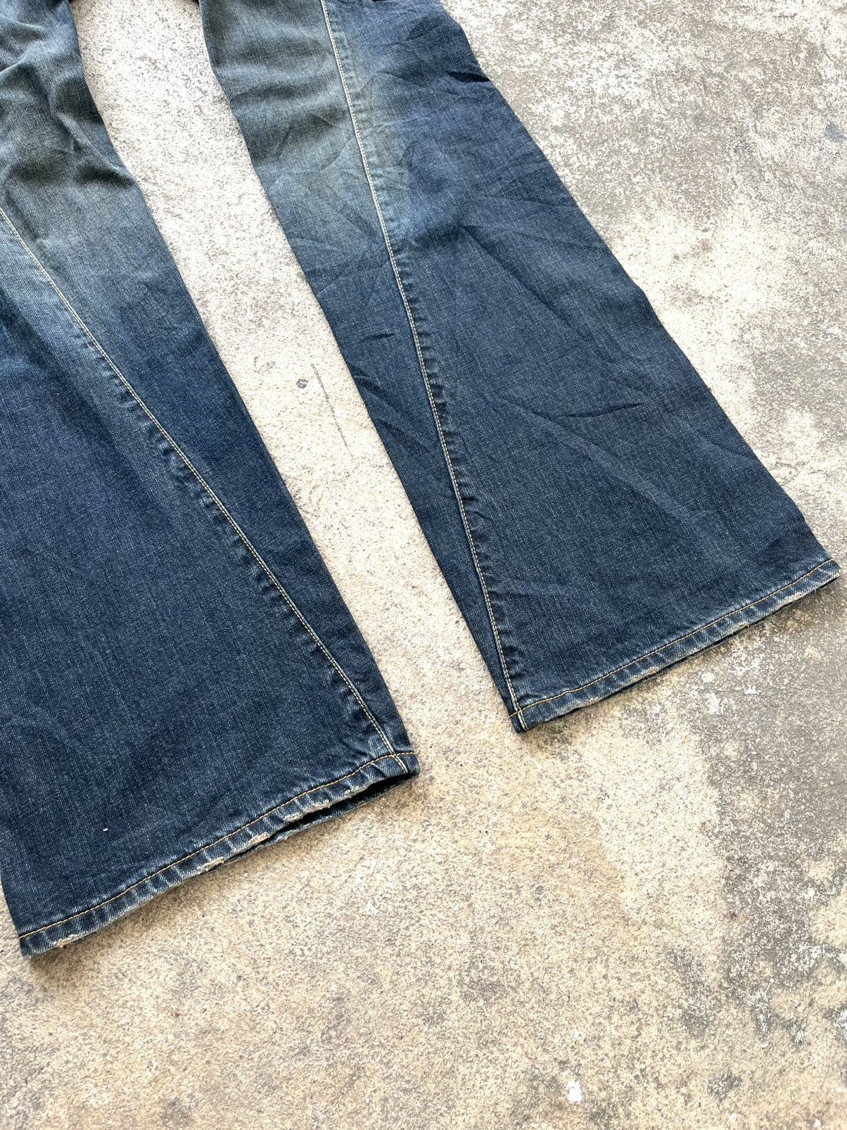 If Six Was Nine × Lee 🔥RARE DISTRESSED FLARE JEANS IF SIX WAS NINE STYLE / LEE Size US 36 / EU 52 - 8 Thumbnail