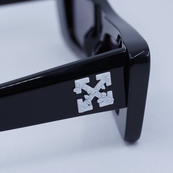 Off-White Off-White OERI027 ACCRA 1007 Sunglasses - Black Size ONE SIZE - 6 Thumbnail